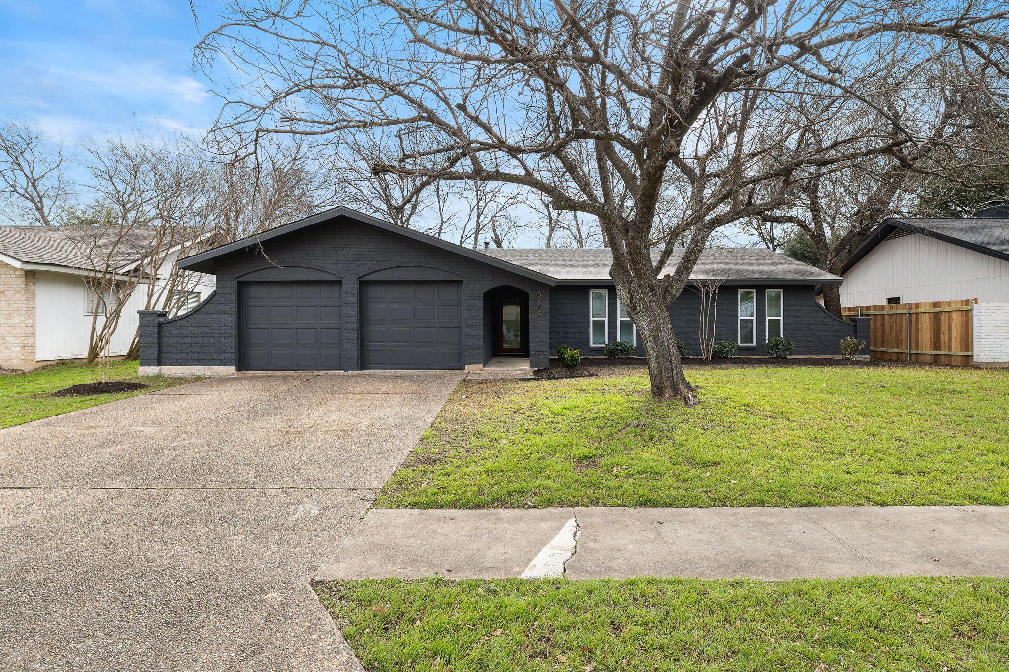 8713 Dawnridge Cir Property Photo 1