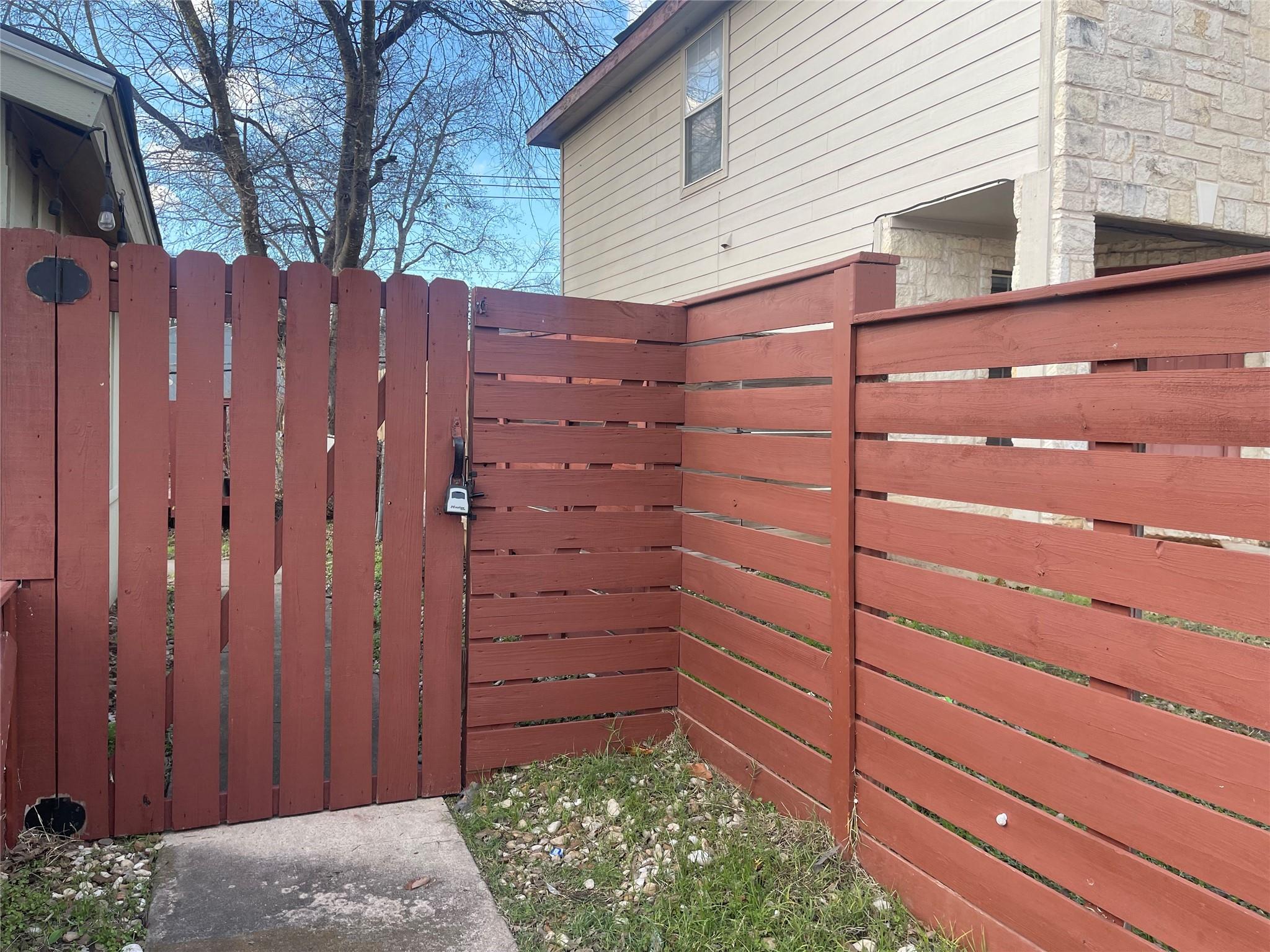5408 Ponciana Dr B Property Photo 6