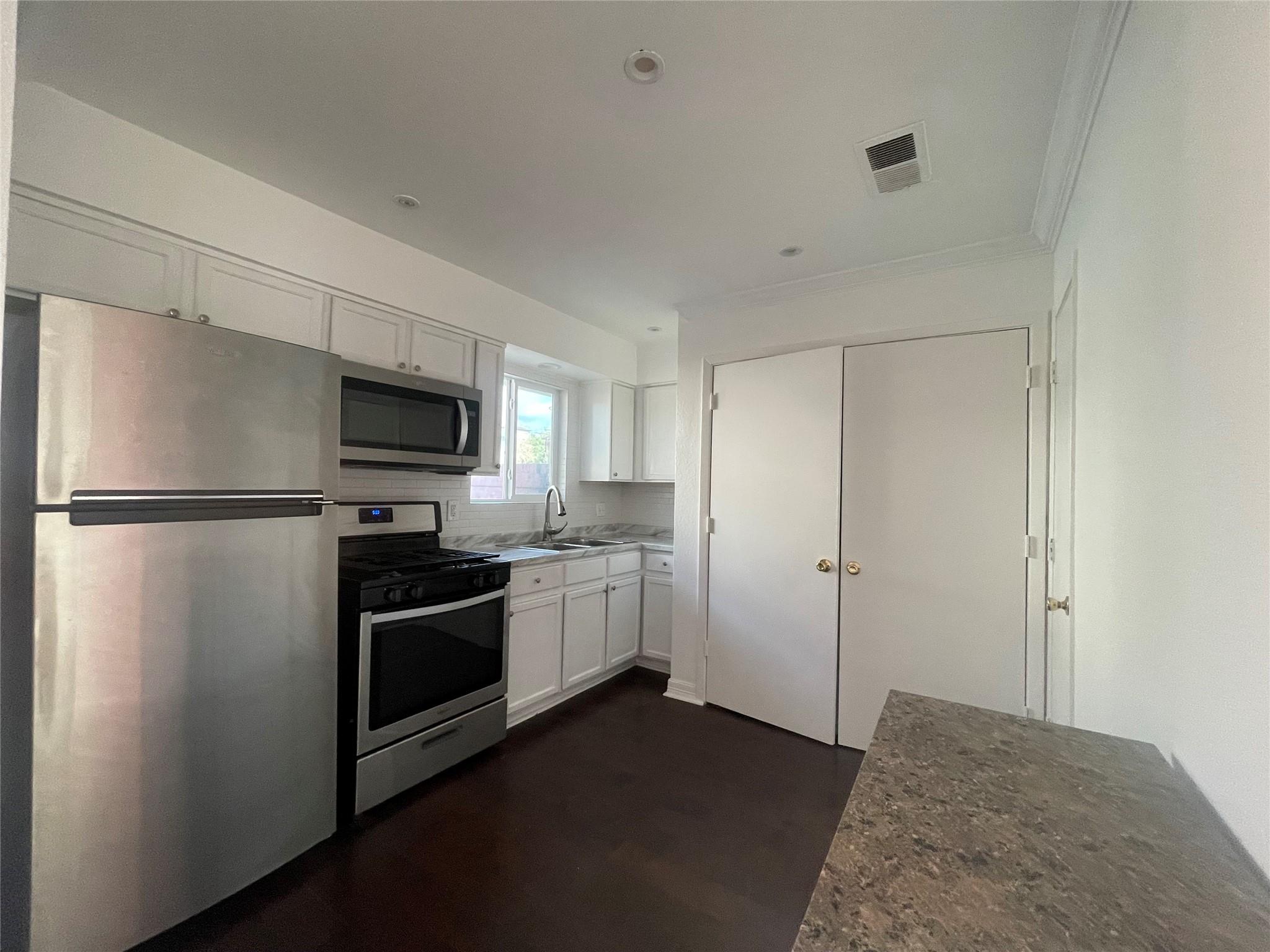 5408 Ponciana Dr B Property Photo 12