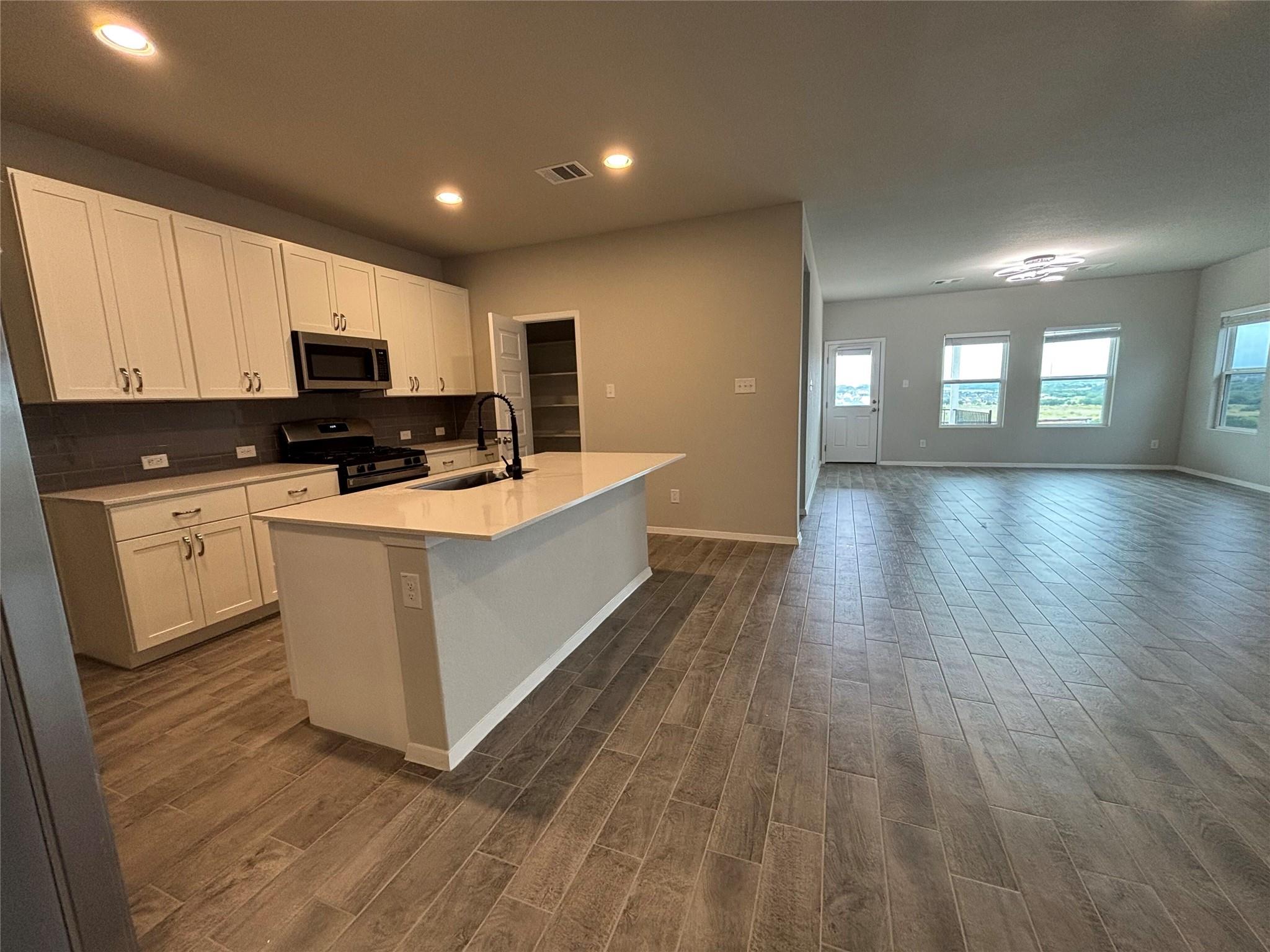 11616 Comano Dr Property Photo 6