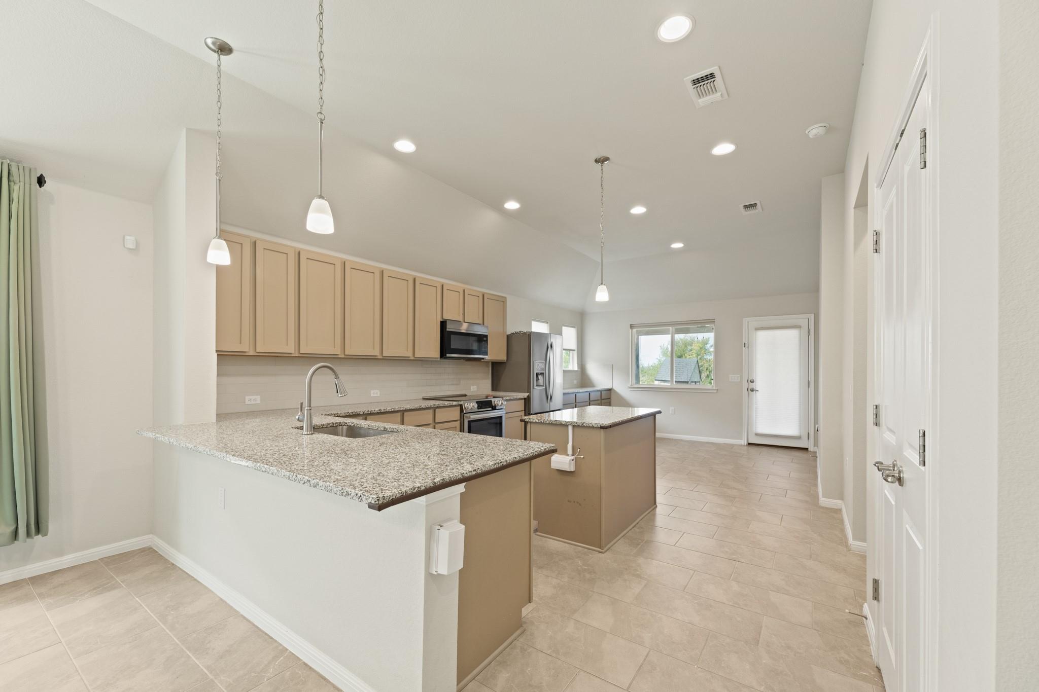 16301 Fetching Ave Property Photo 10