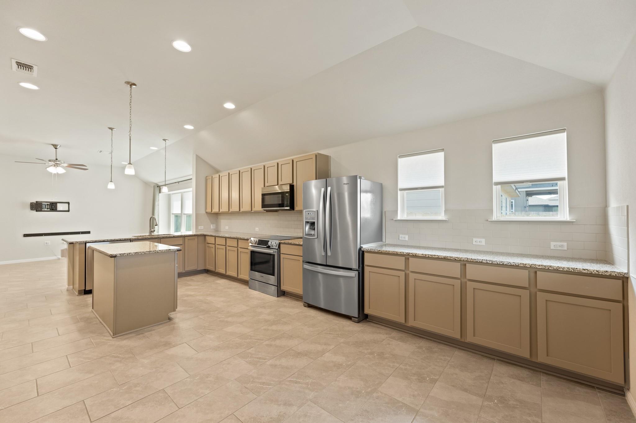 16301 Fetching Ave Property Photo 13