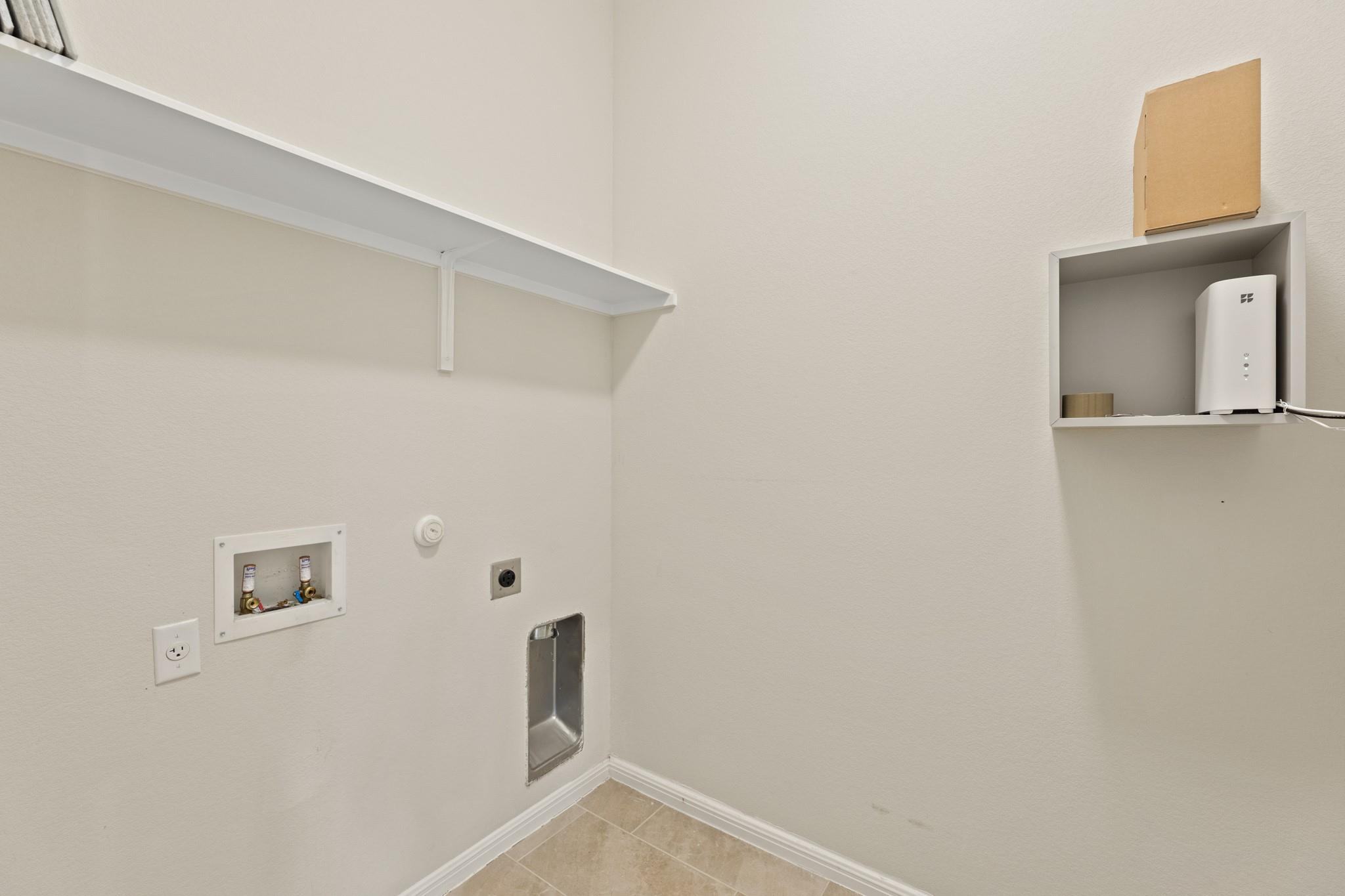 16301 Fetching Ave Property Photo 29