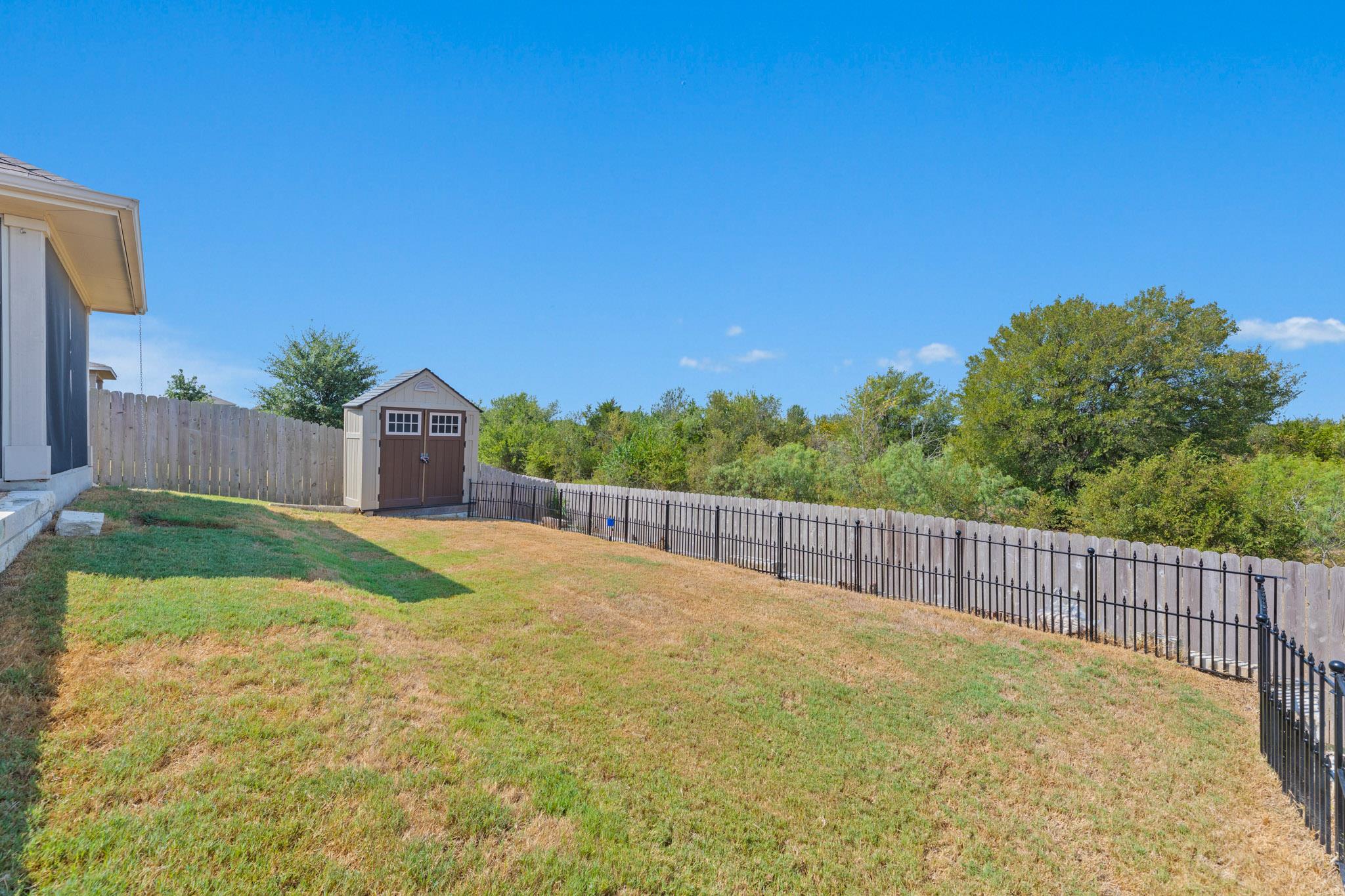 16301 Fetching Ave Property Photo 34
