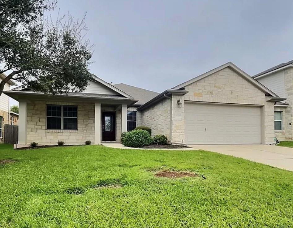 15005 Fernhill Dr Property Photo