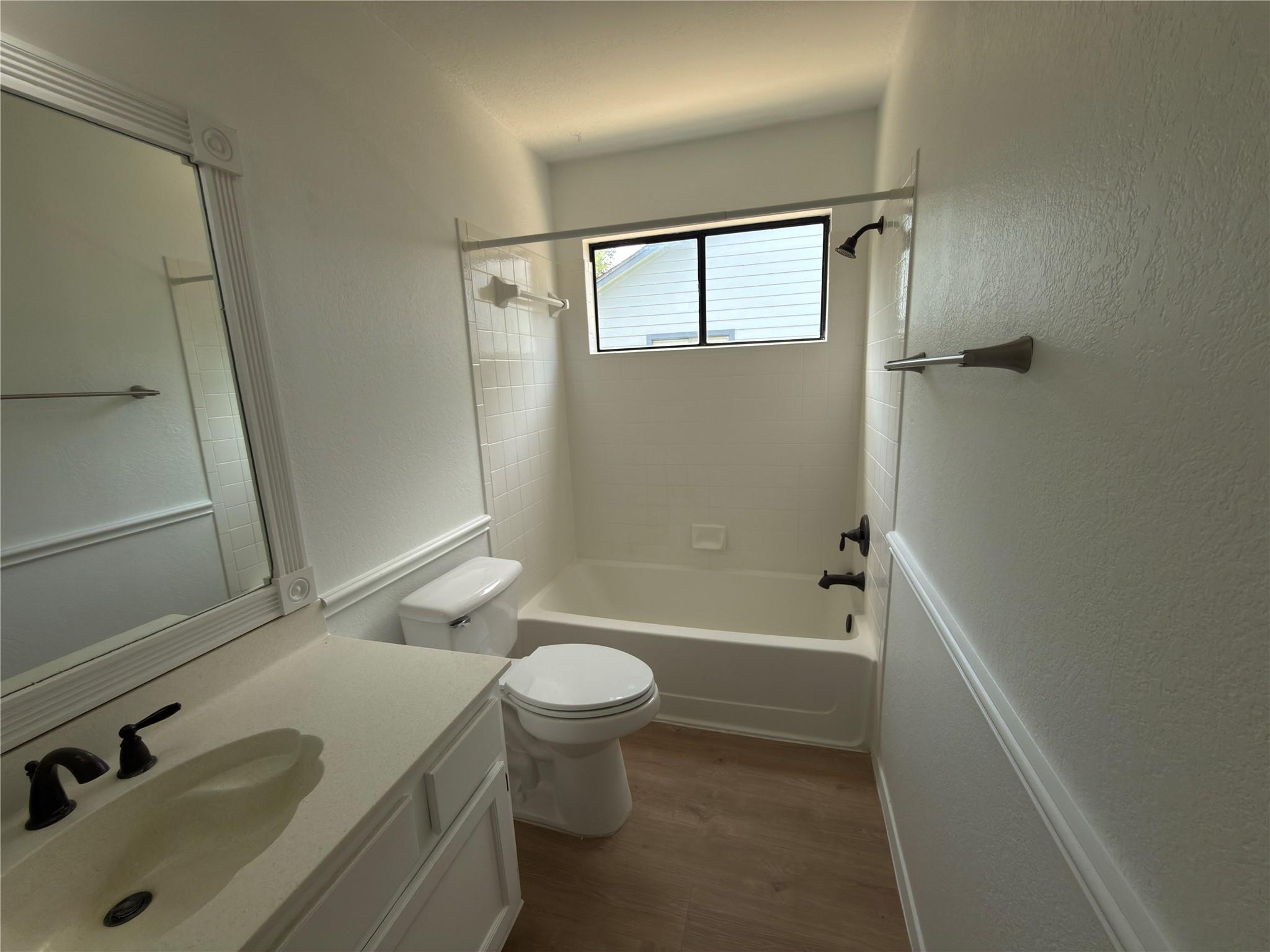 1915 Egger Ave Property Photo 11