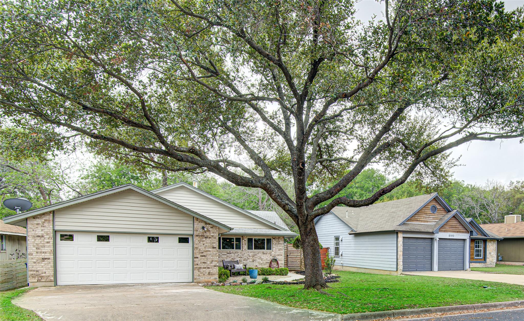 5101 Ganymede Dr Property Photo 2
