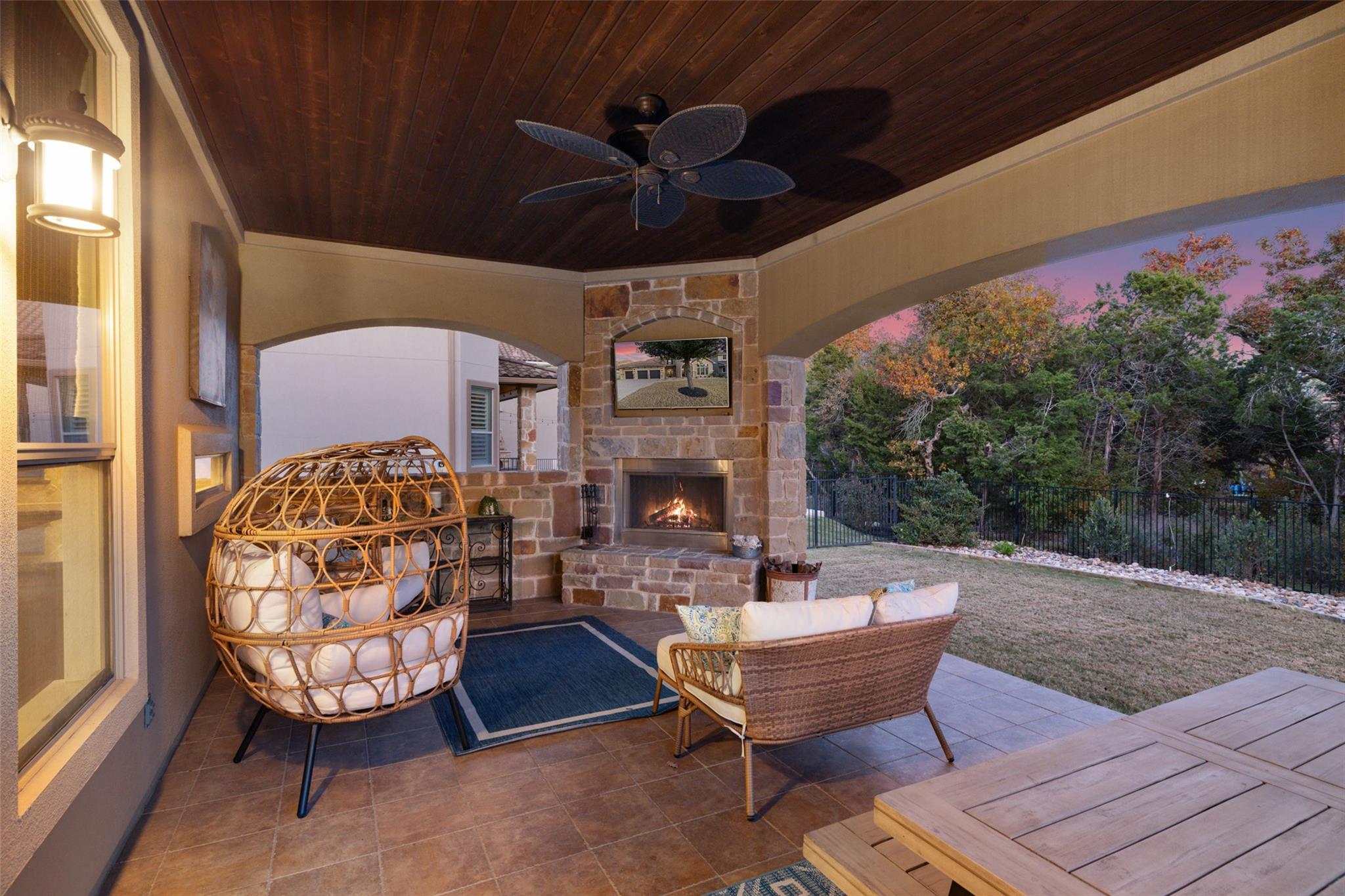 4105 Vail Dv Property Photo 3