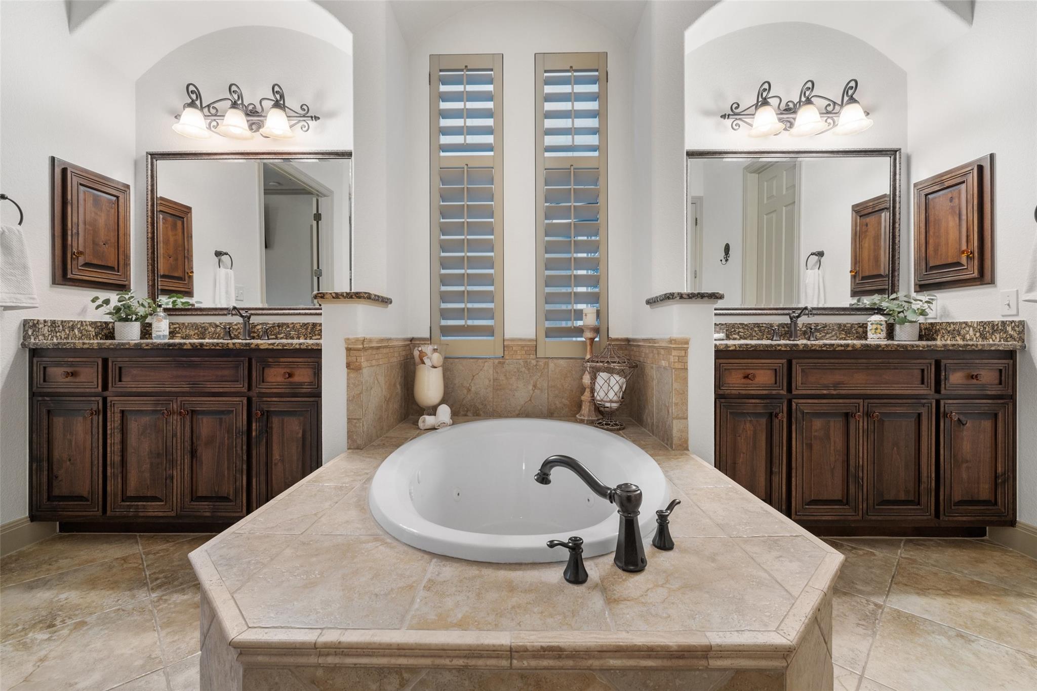 4105 Vail Dv Property Photo 20