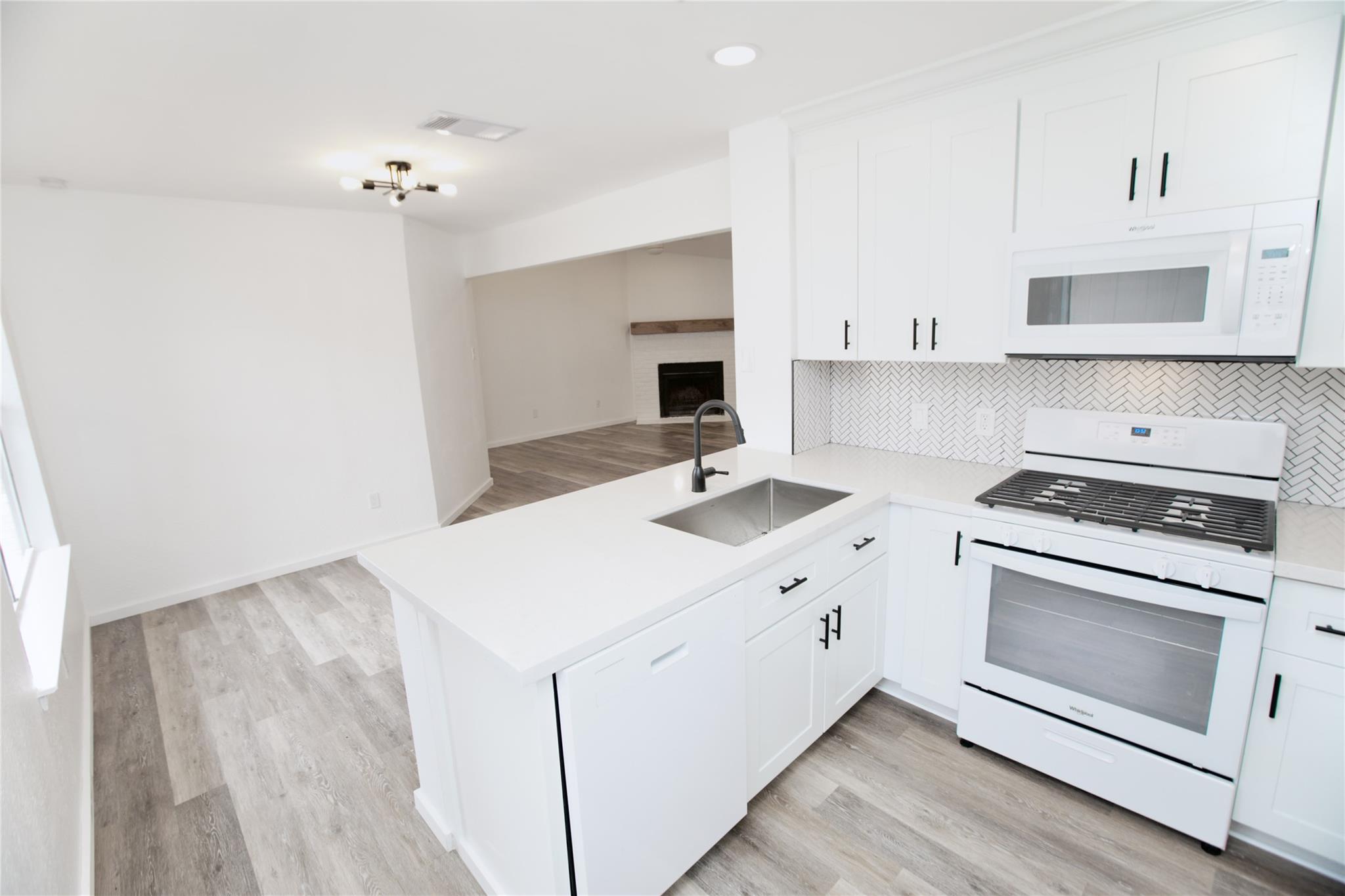 13103 Pollard Dr Property Photo 1
