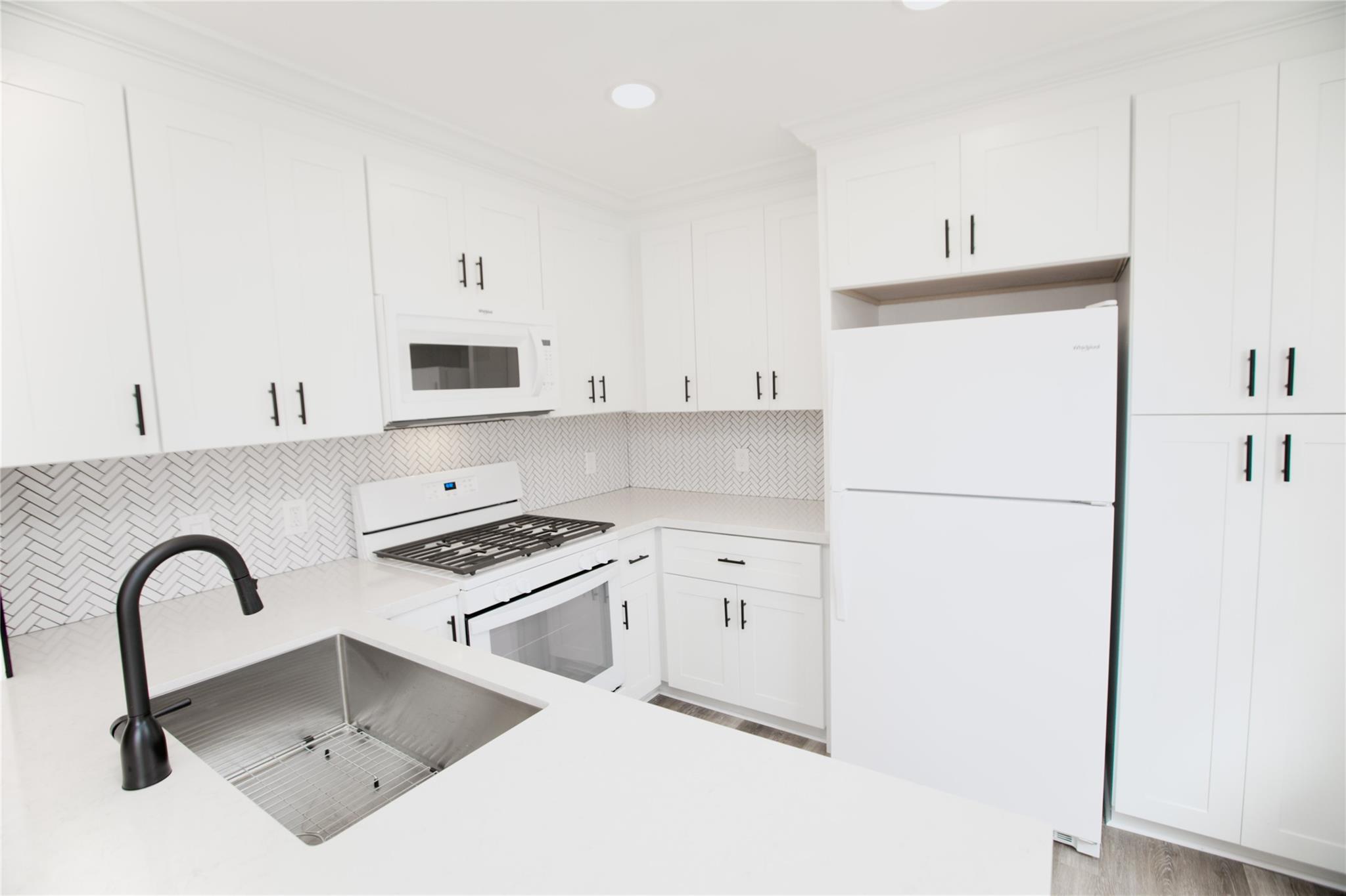 13103 Pollard Dr Property Photo 4