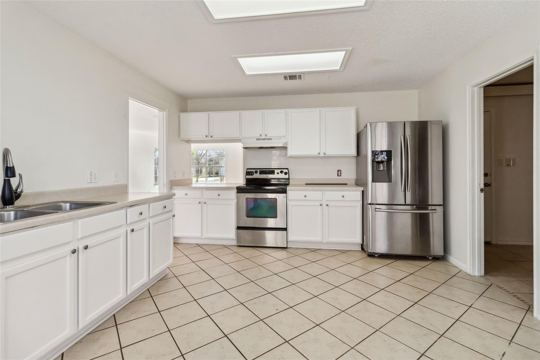 4320 Dos Cabezas Dr Property Photo 8
