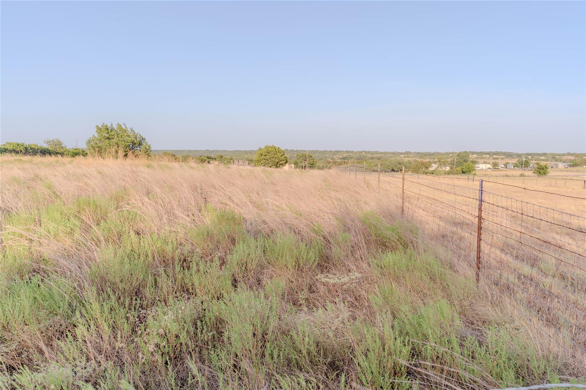 591 Ramms Dr Property Photo 6