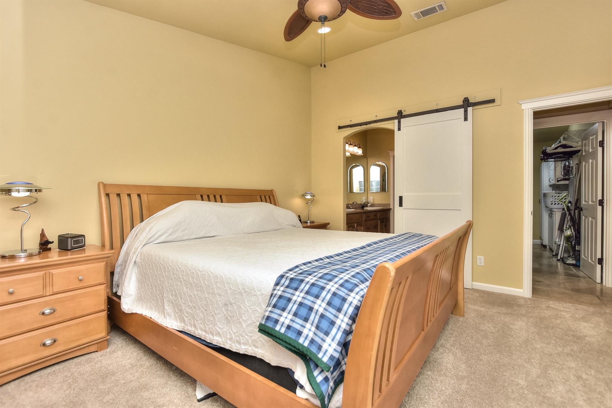 22313 Honeycomb Ln Property Photo 10