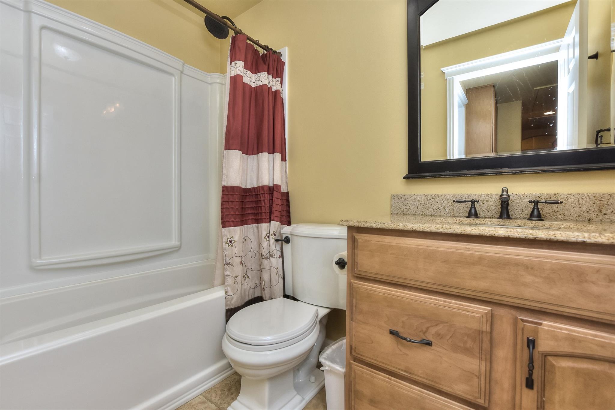 22313 Honeycomb Ln Property Photo 15