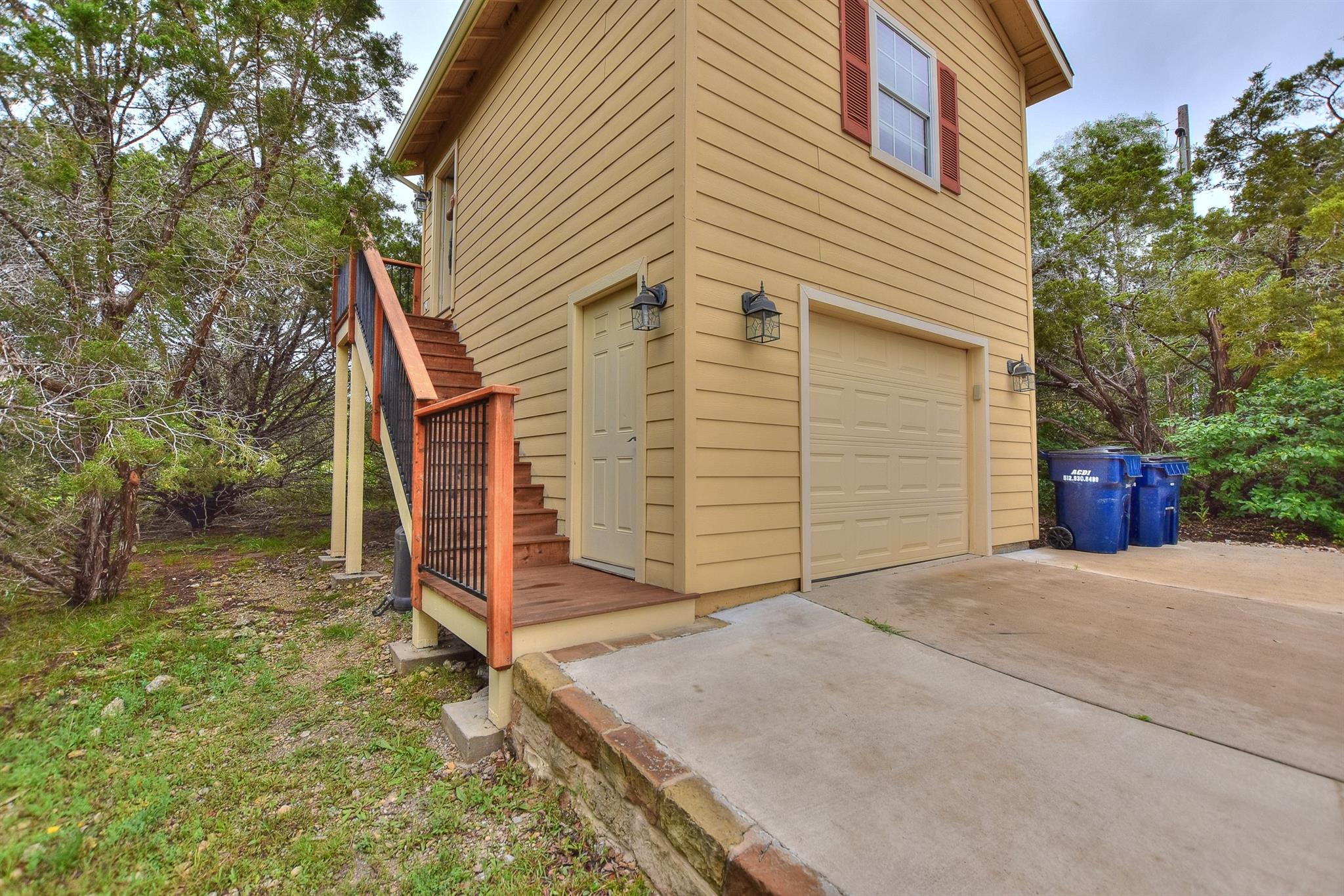 22313 Honeycomb Ln Property Photo 19
