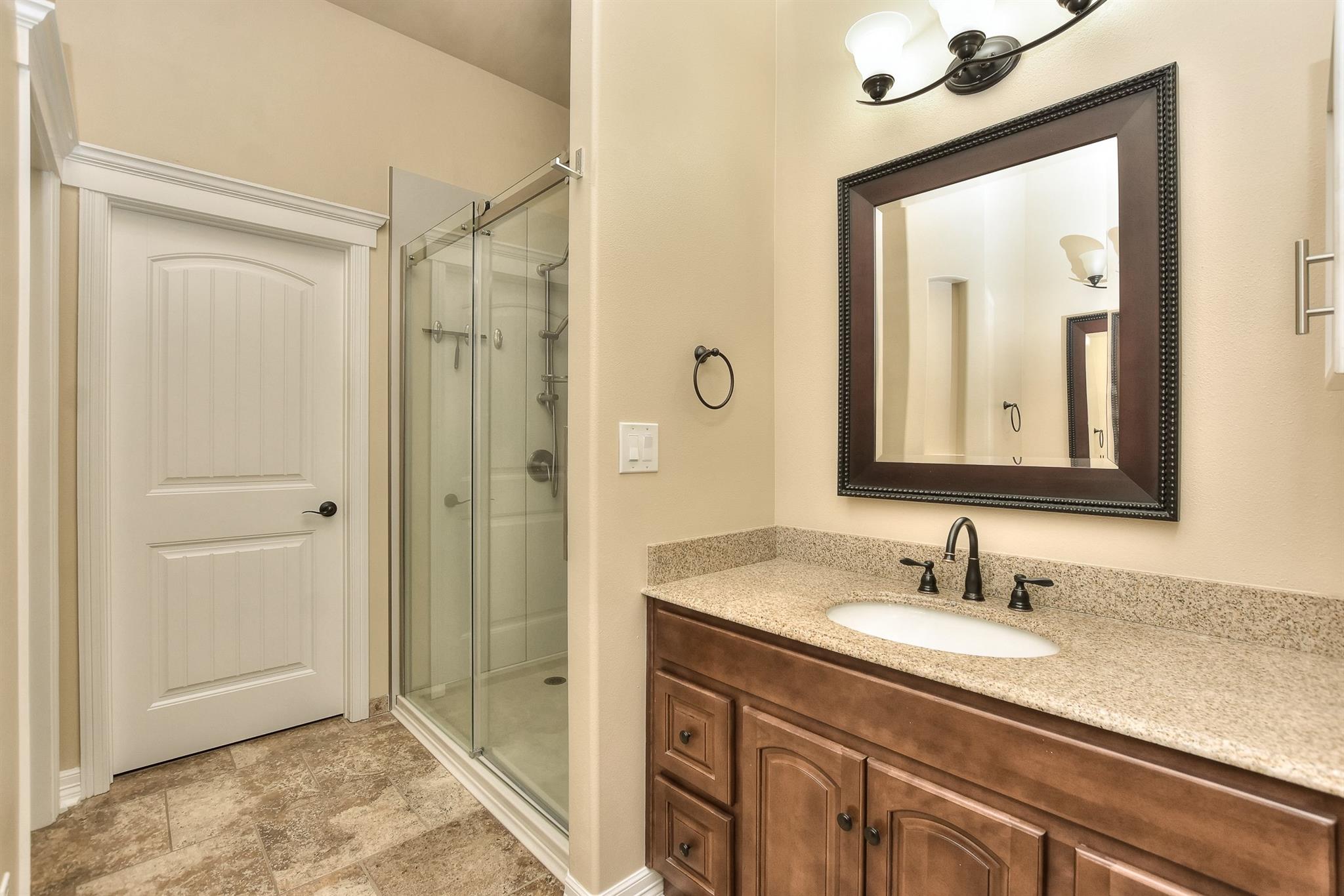 22313 Honeycomb Ln Property Photo 37