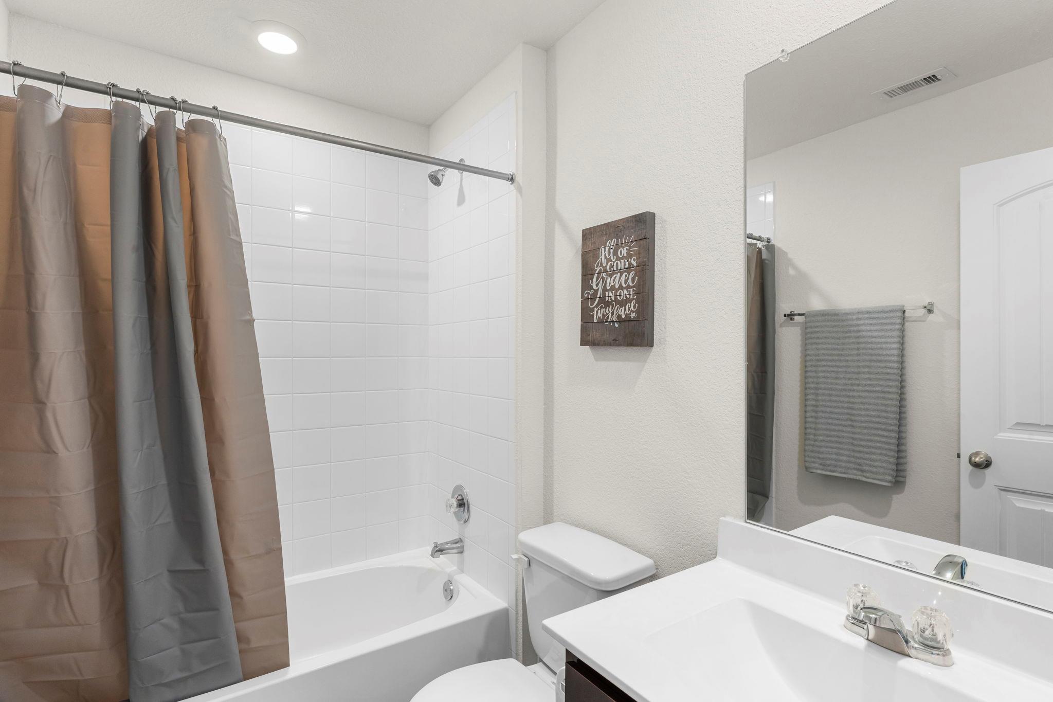 312 Sickle Loop Property Photo 15