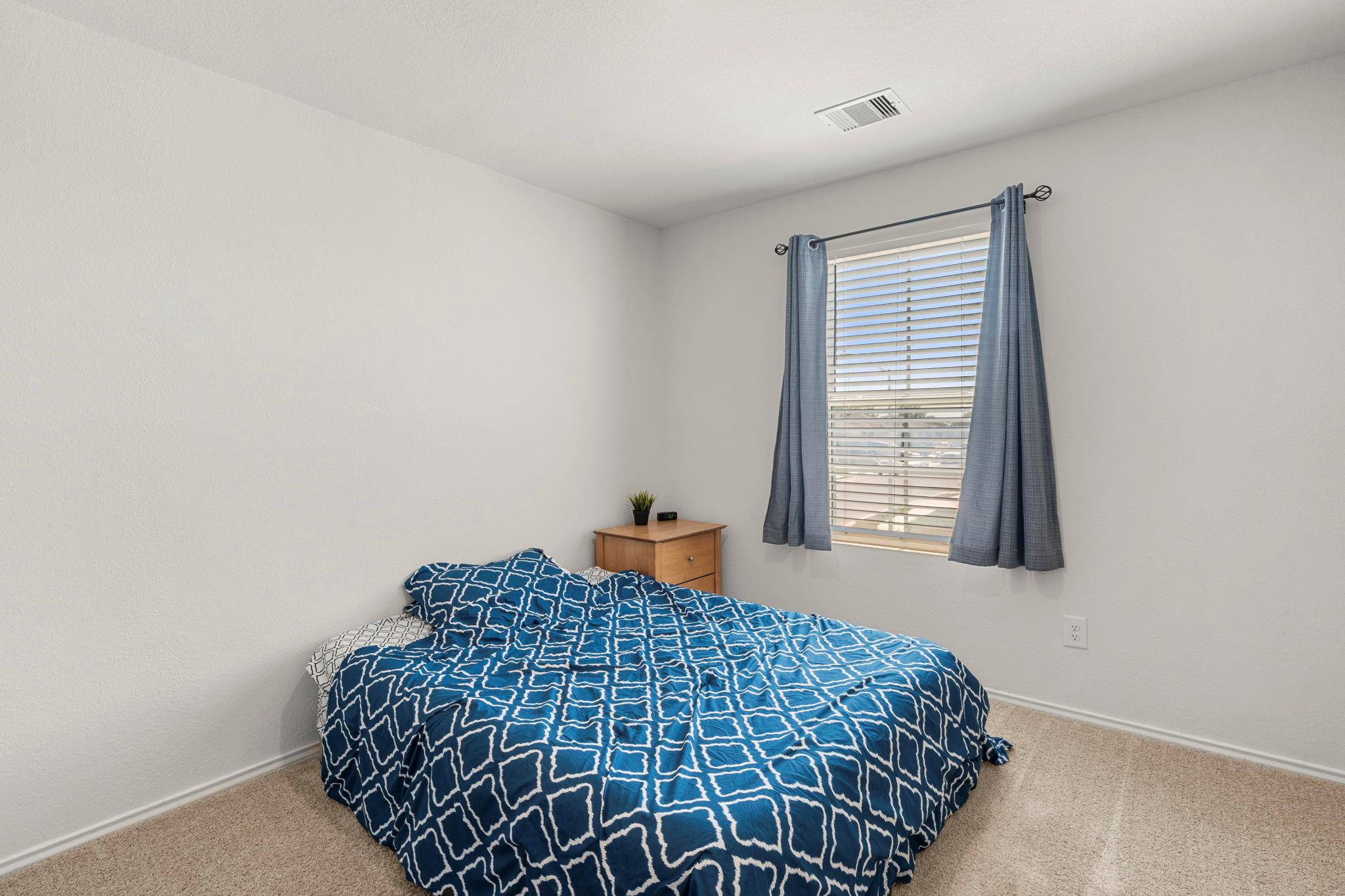 312 Sickle Loop Property Photo 16