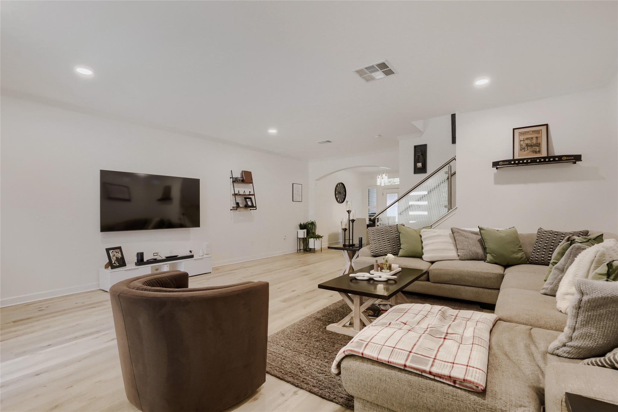 12285 Mulligan Glen Ct #d Property Photo 6