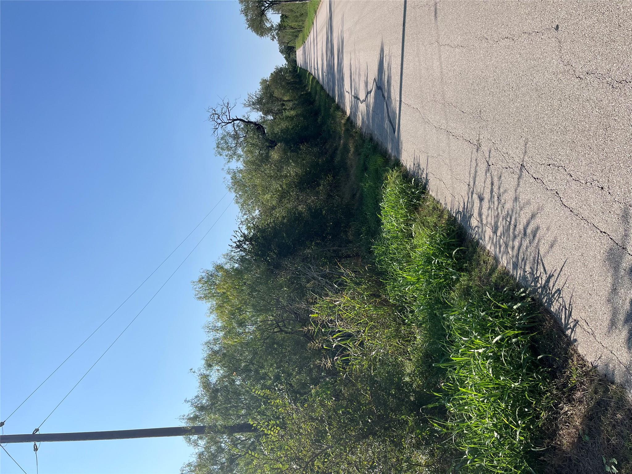 6793093 Property Photo 3