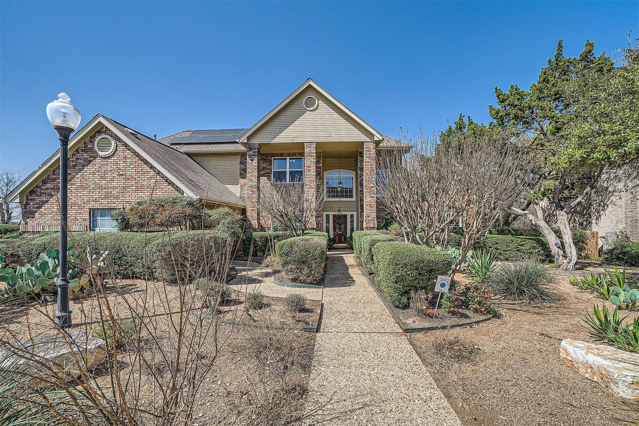 1104 Quaker Ridge Dr Property Photo
