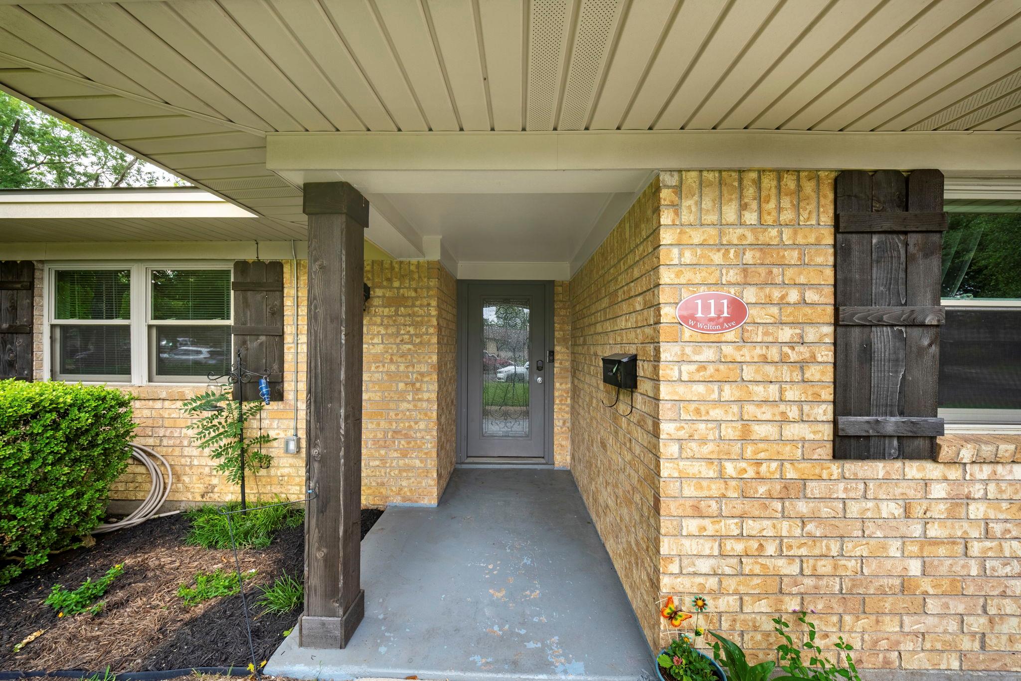 111 W Welton Ave Property Photo 6