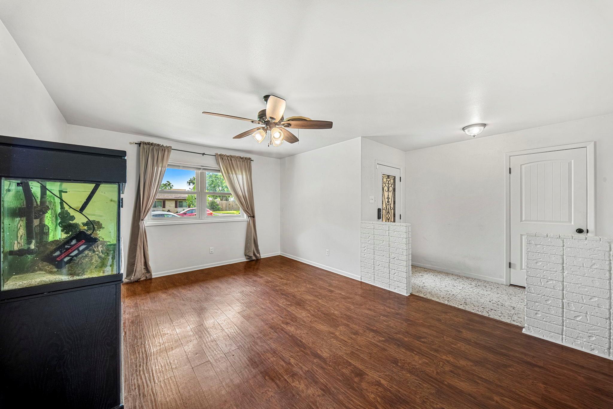 111 W Welton Ave Property Photo 8