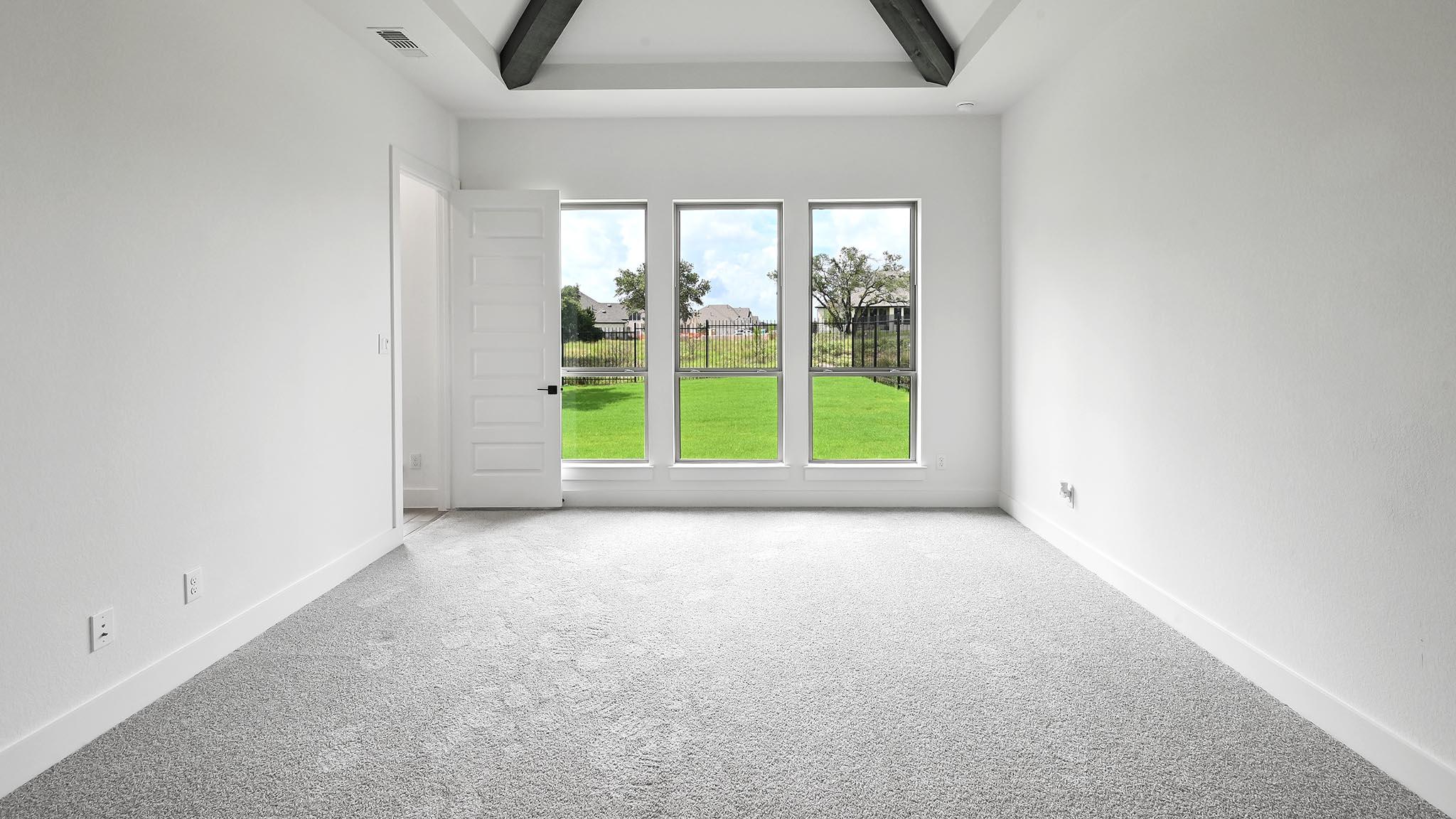 451 Leaning Rock Rdg Property Photo 9