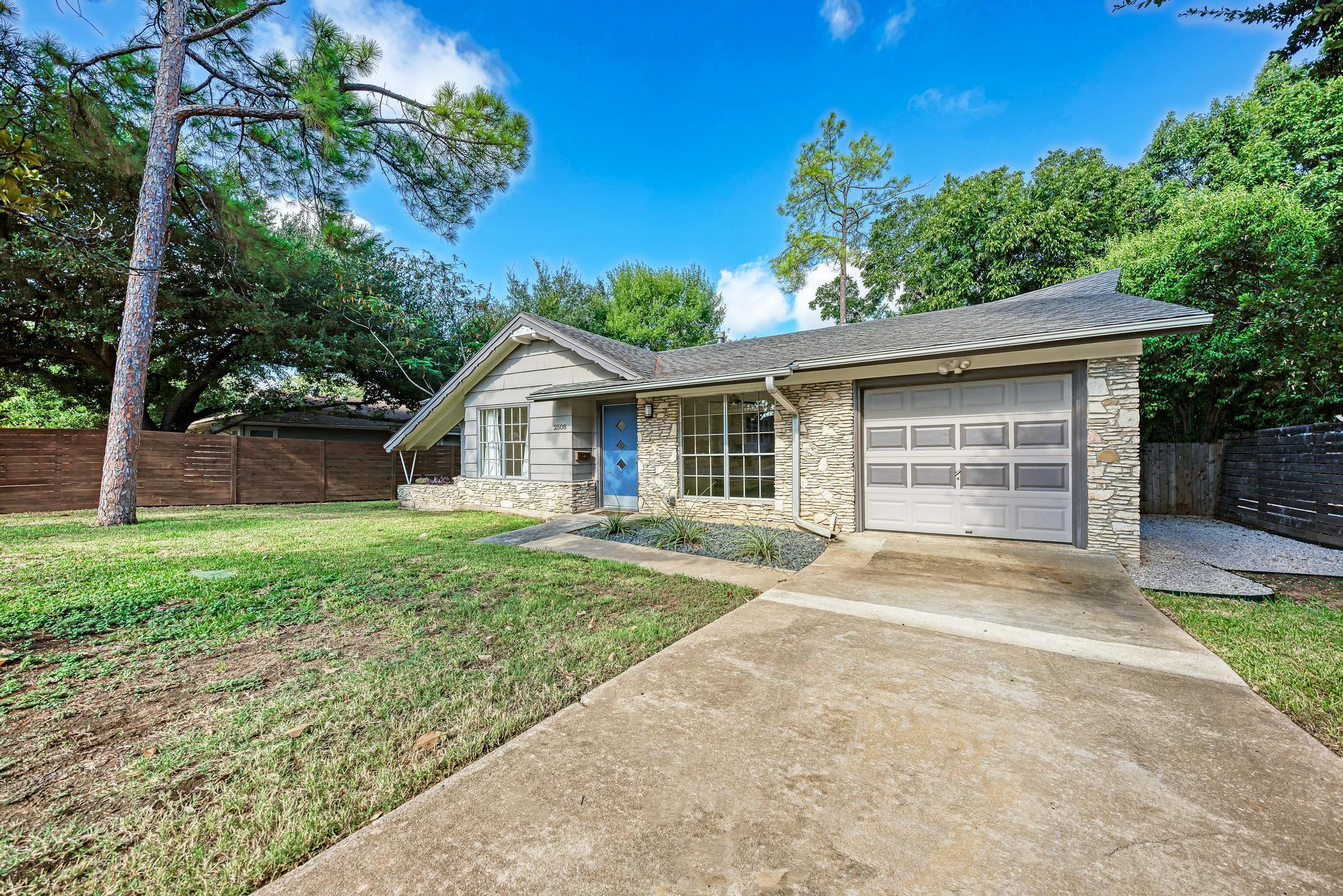 2508 East Side Dr Property Photo 10