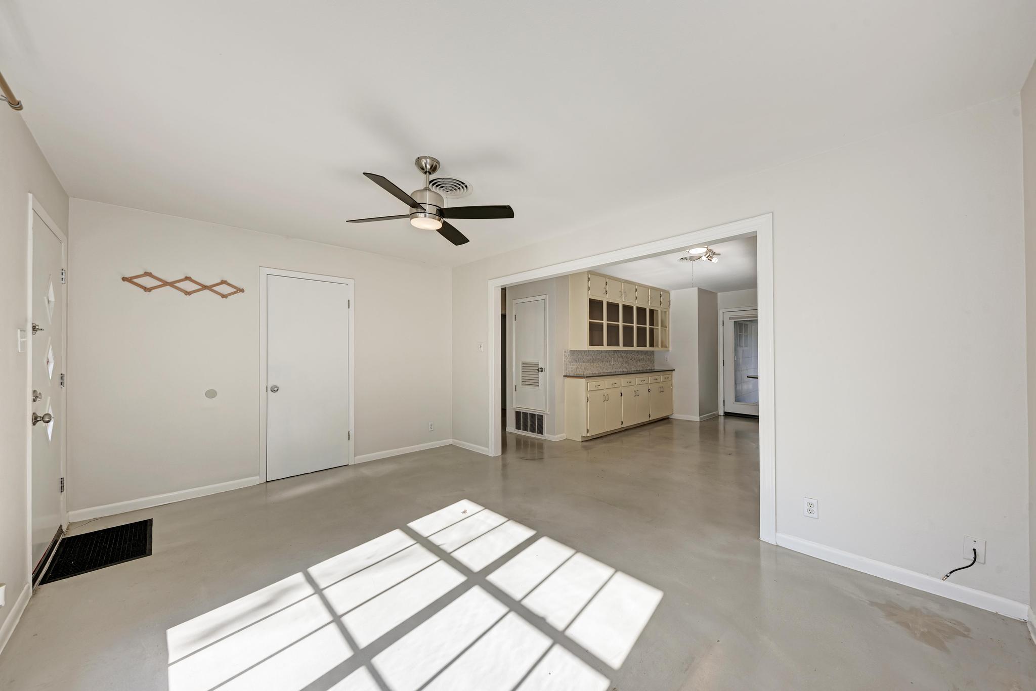 2508 East Side Dr Property Photo 16