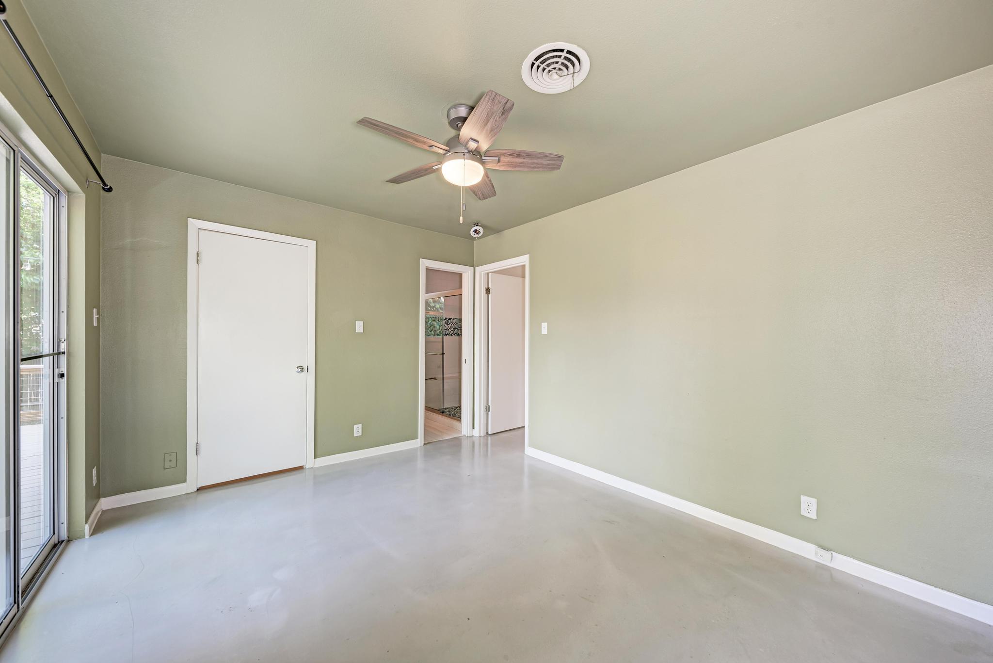2508 East Side Dr Property Photo 23