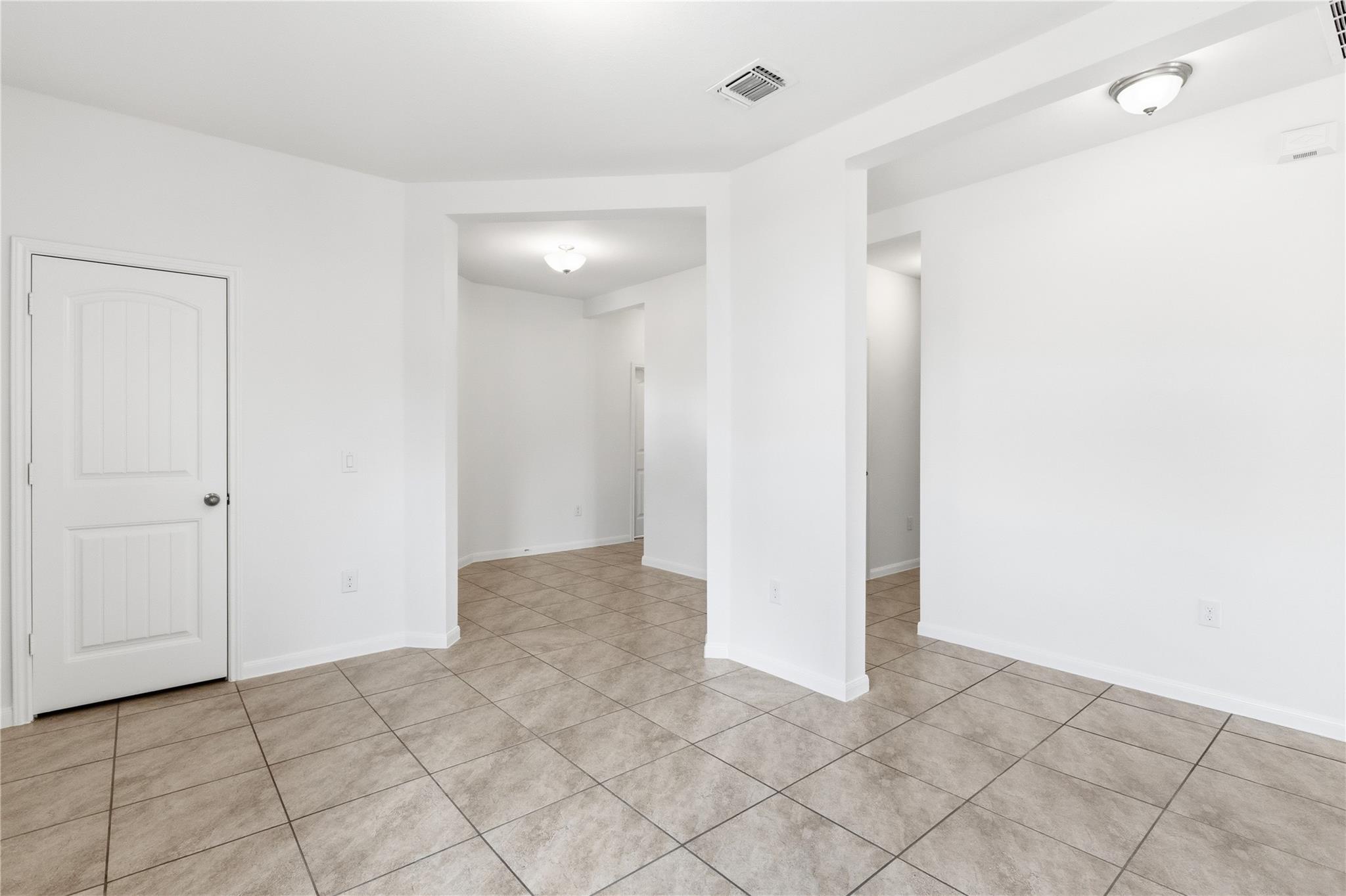 7121 Ranchito Dr Property Photo 5