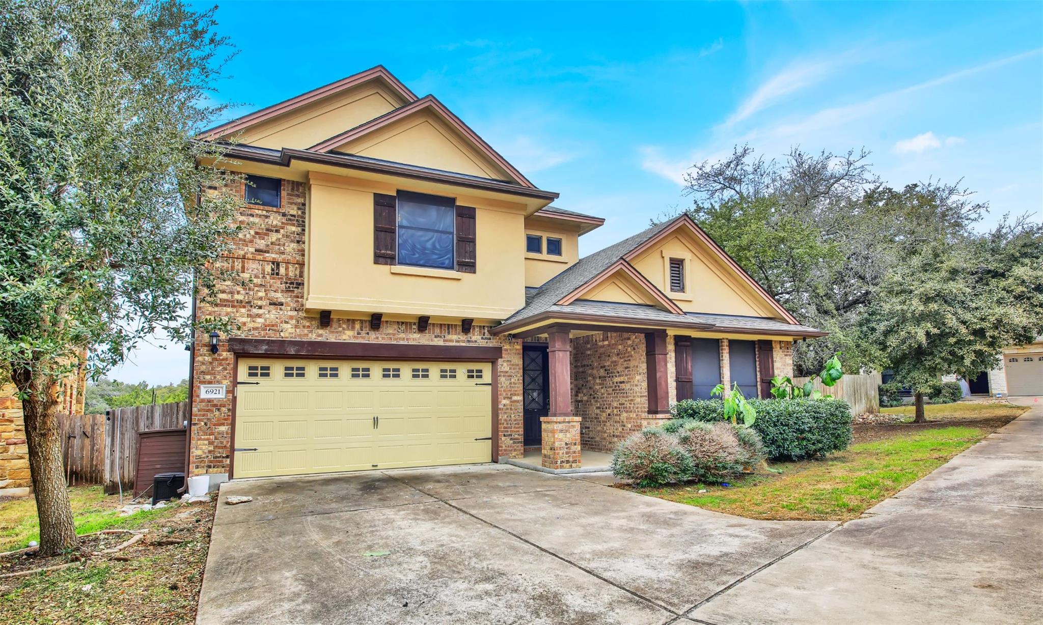 6921 Barstow Ct Property Photo