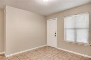1704 Shag Bark Trl #a Property Photo 7
