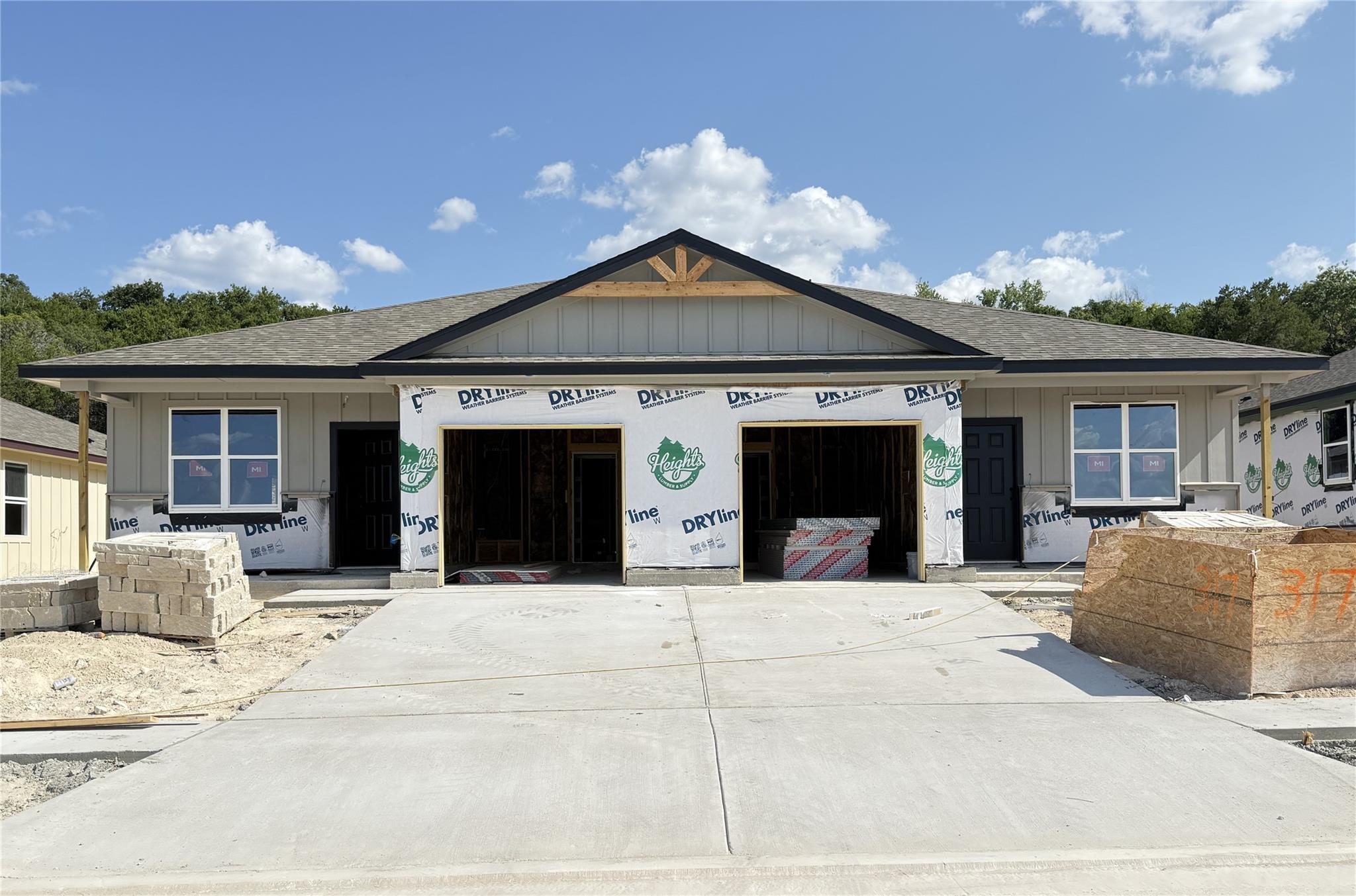 317 Rain Dance Trl Property Photo 1
