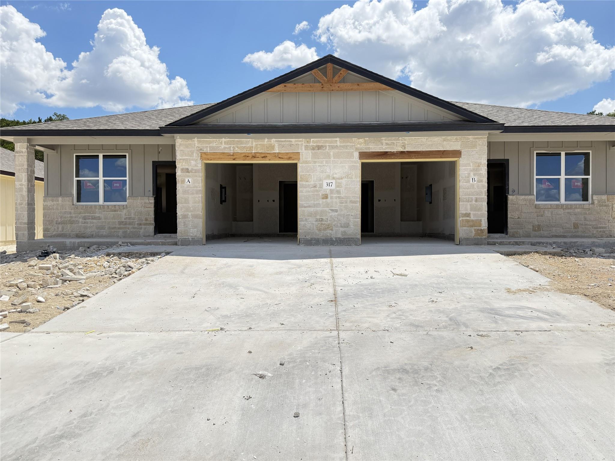 317 Rain Dance Trl Property Photo 1