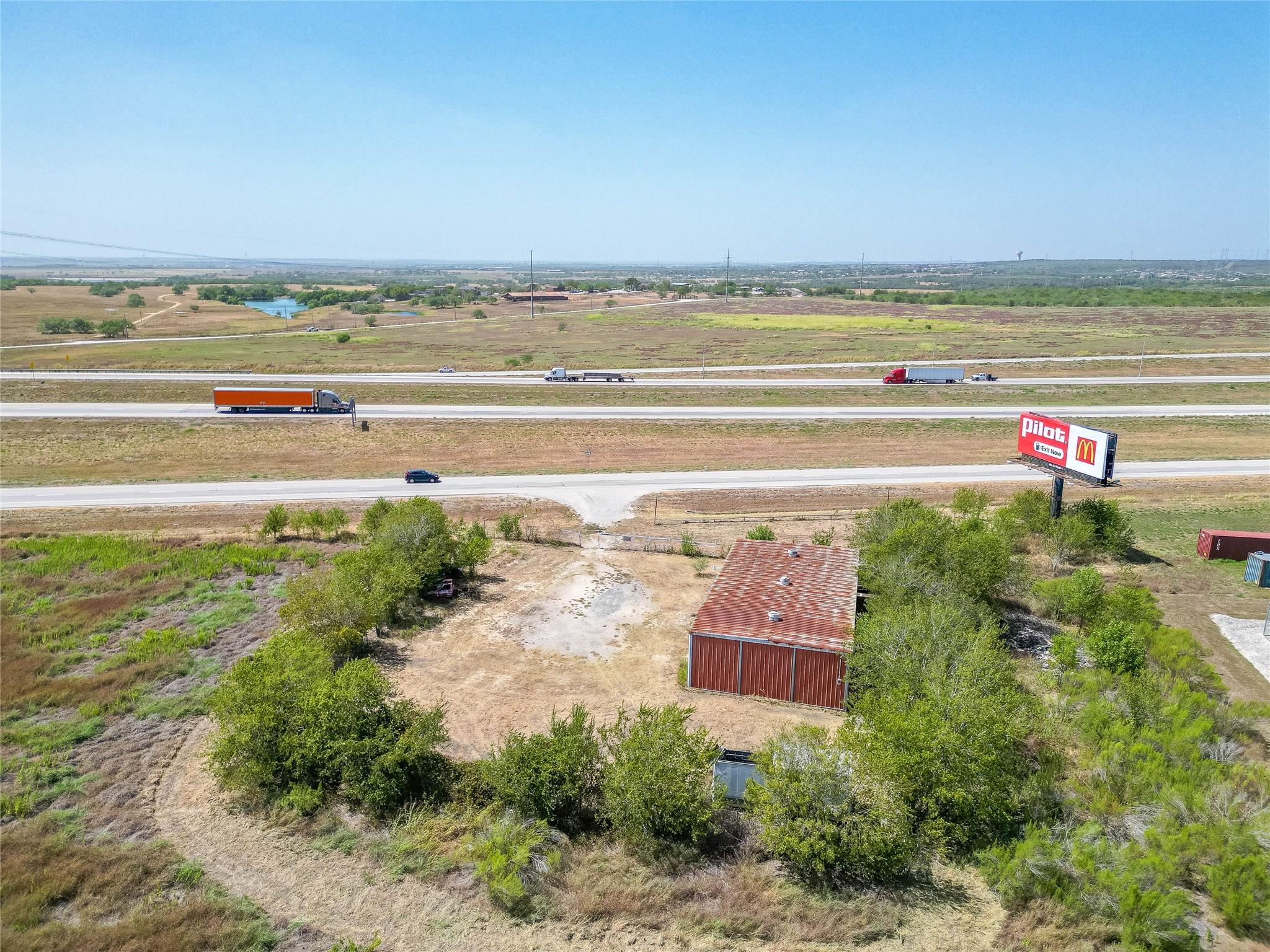 8956 N Us Highway 183 Hwy Property Photo 8