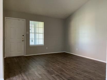 610/608 Greenlawn Blvd Property Photo 12