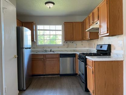 610/608 Greenlawn Blvd Property Photo 13