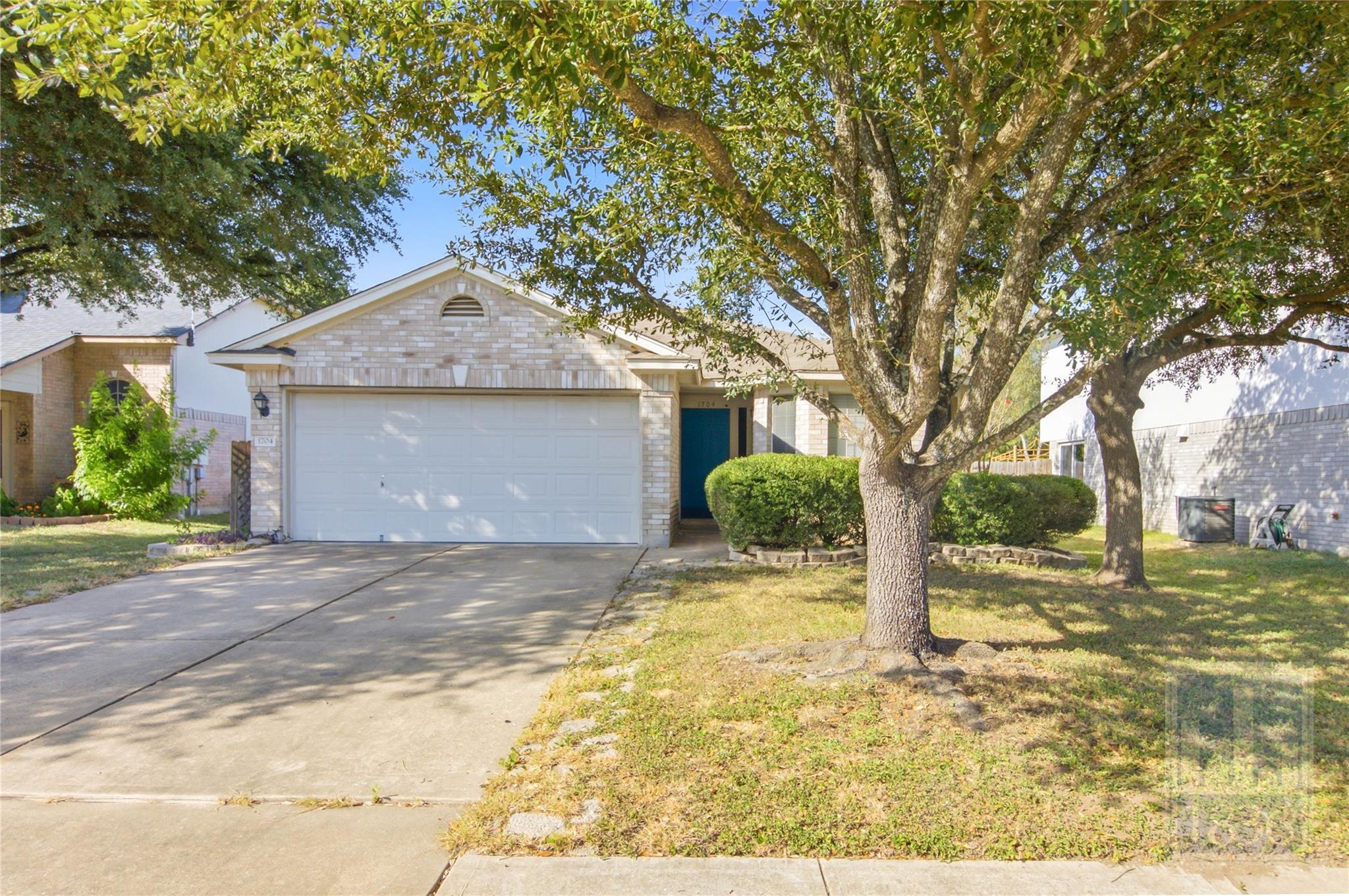 1704 Chinati Mountain Trl Property Photo 1