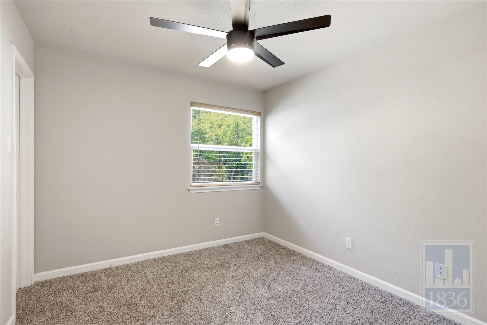 1704 Chinati Mountain Trl Property Photo 17