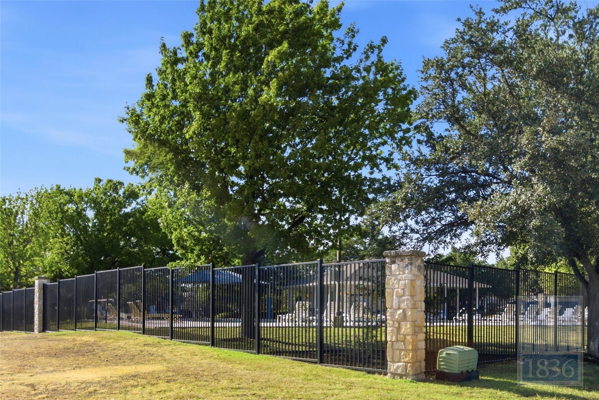 1704 Chinati Mountain Trl Property Photo 27