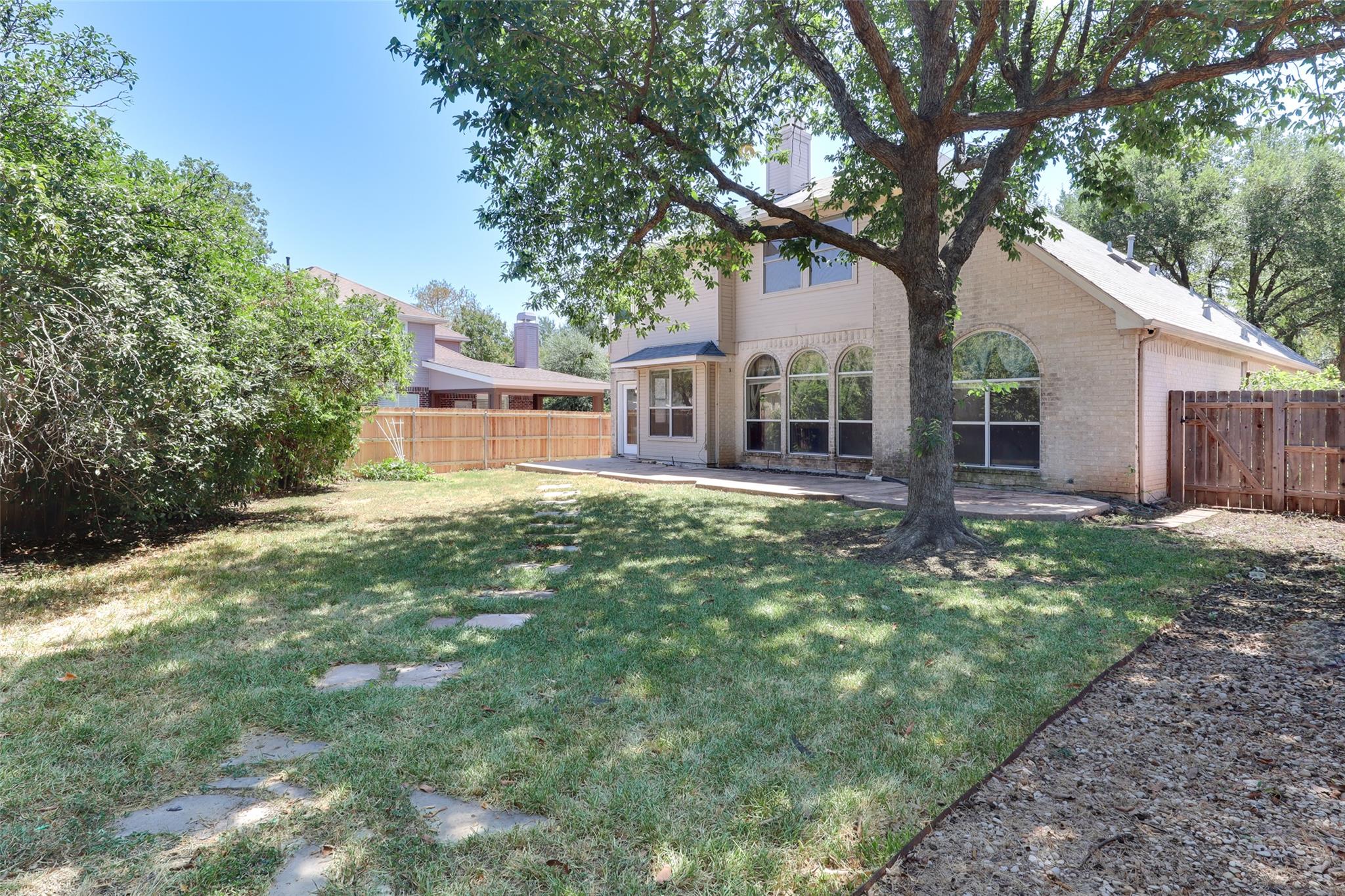 8302 Cambria Dr Property Photo 23