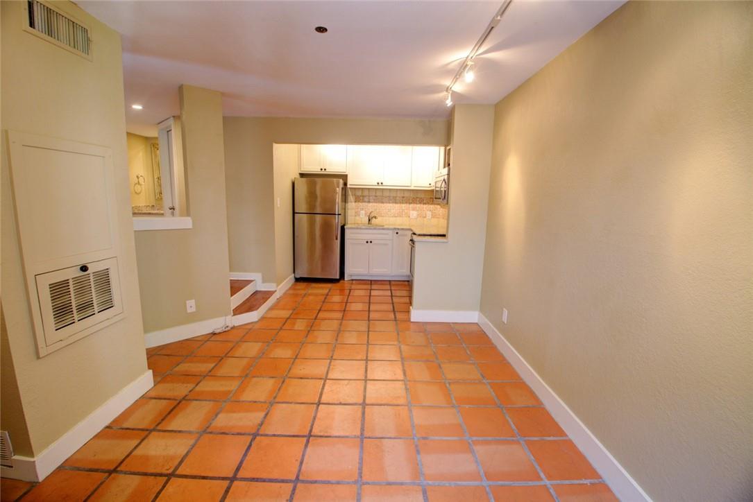 1306 Norwalk Ln #304 Property Photo 7