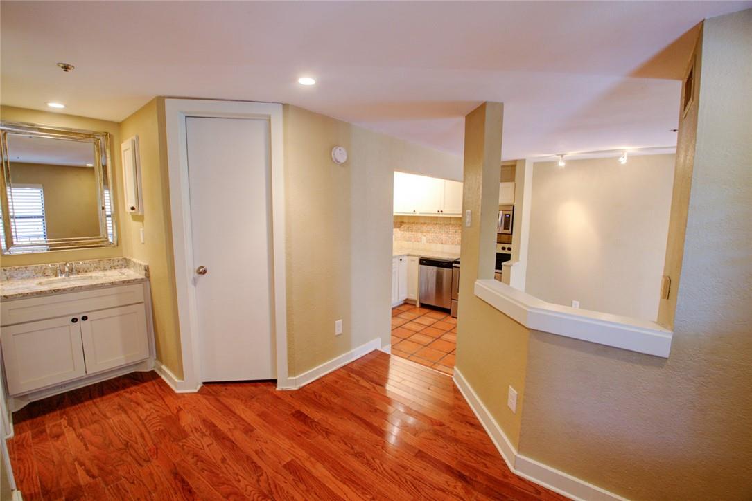 1306 Norwalk Ln #304 Property Photo 18