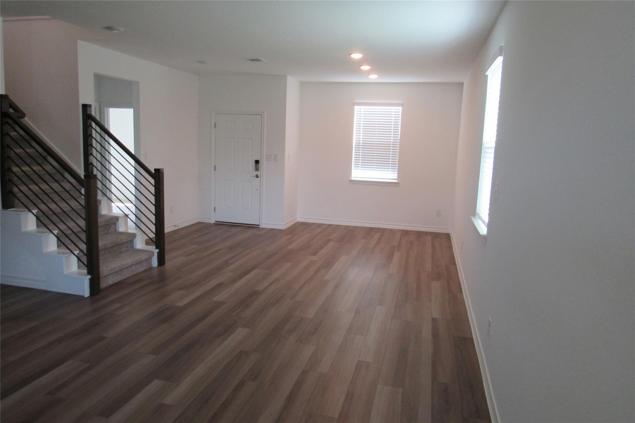 223 Flowers Ave Property Photo 9