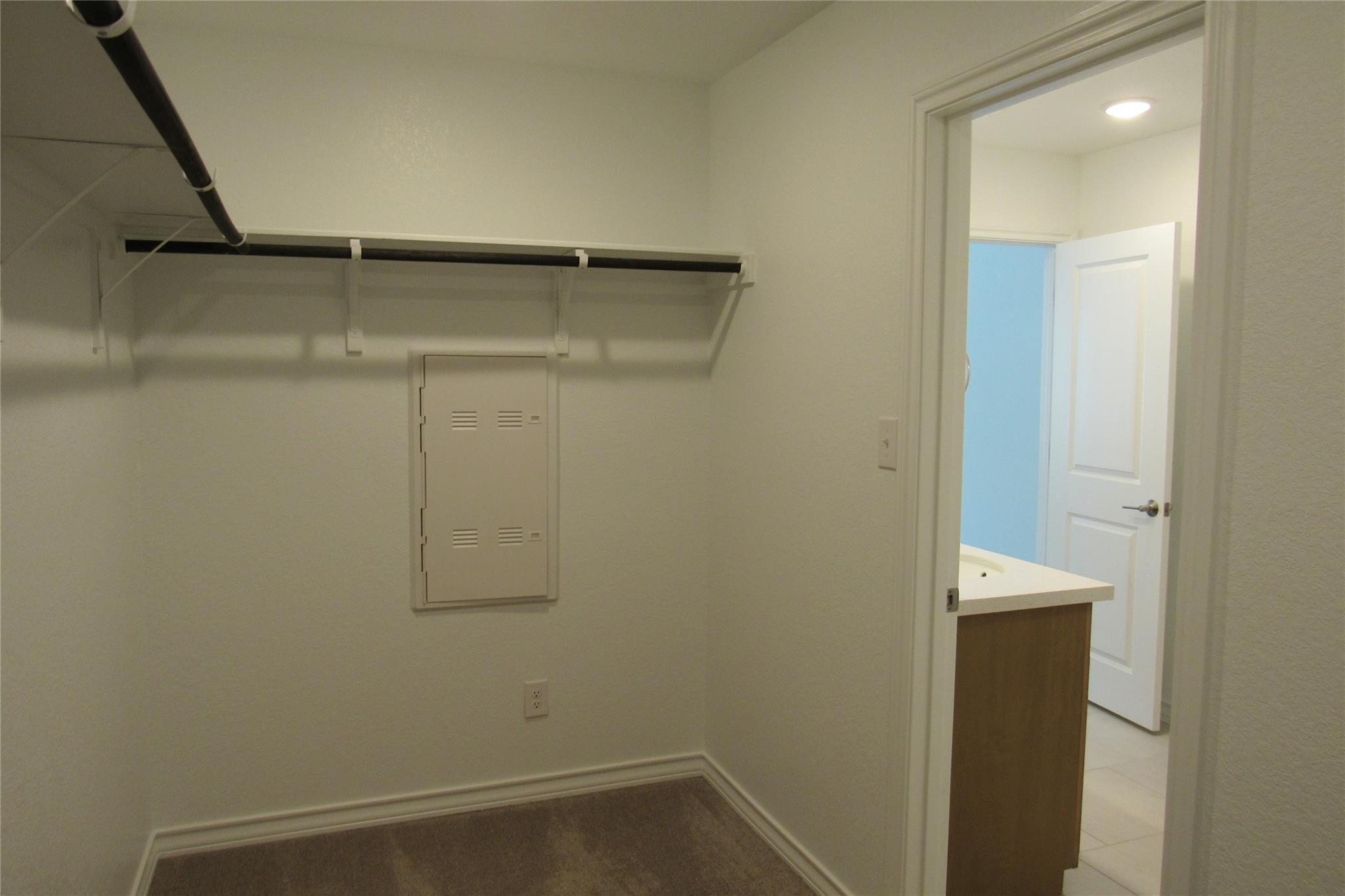 223 Flowers Ave Property Photo 27