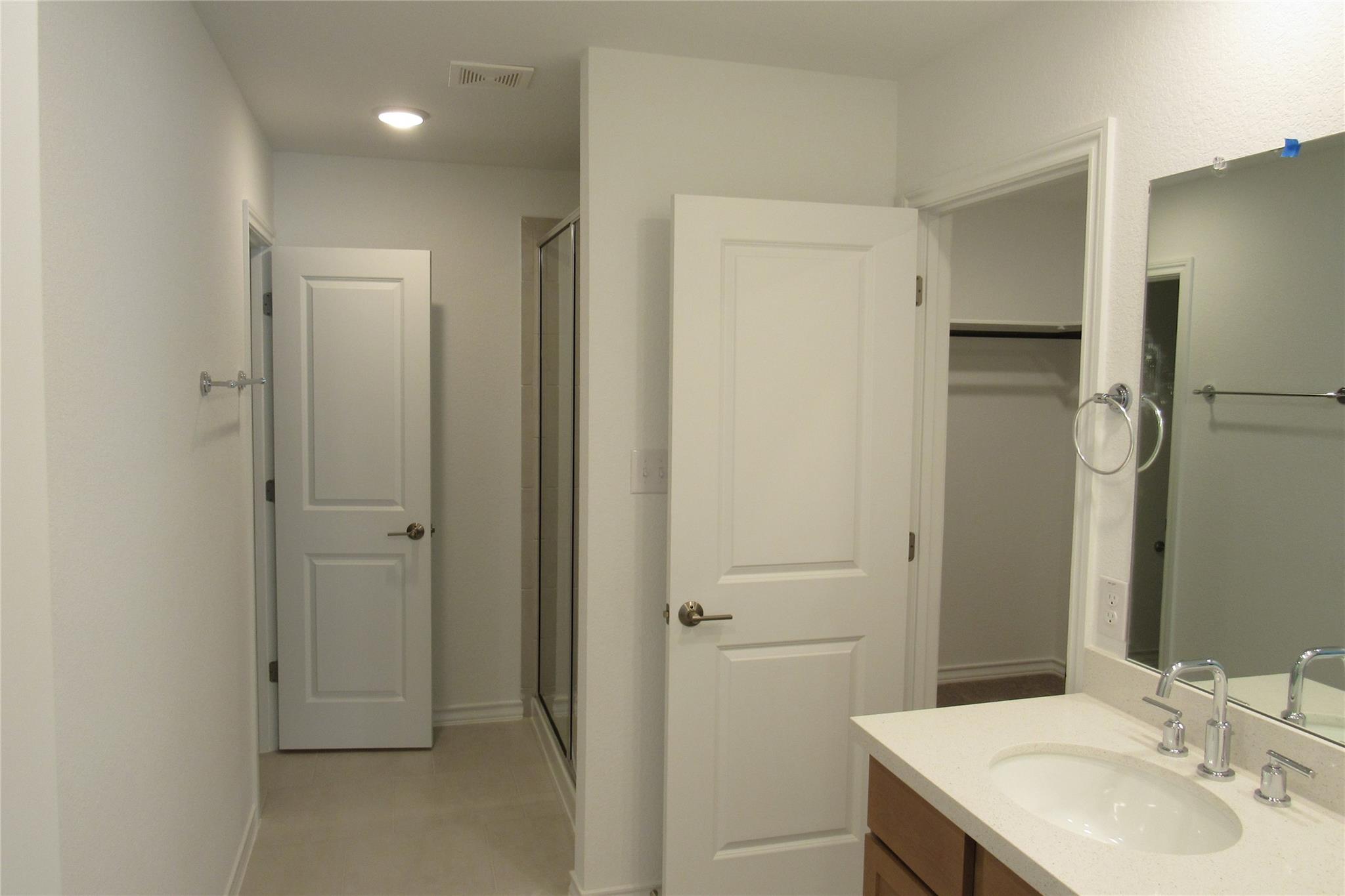 223 Flowers Ave Property Photo 28