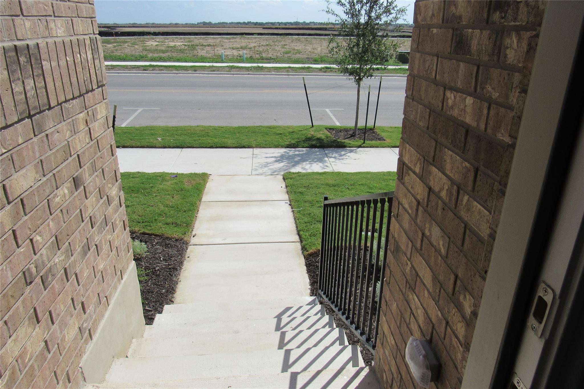 223 Flowers Ave Property Photo 36